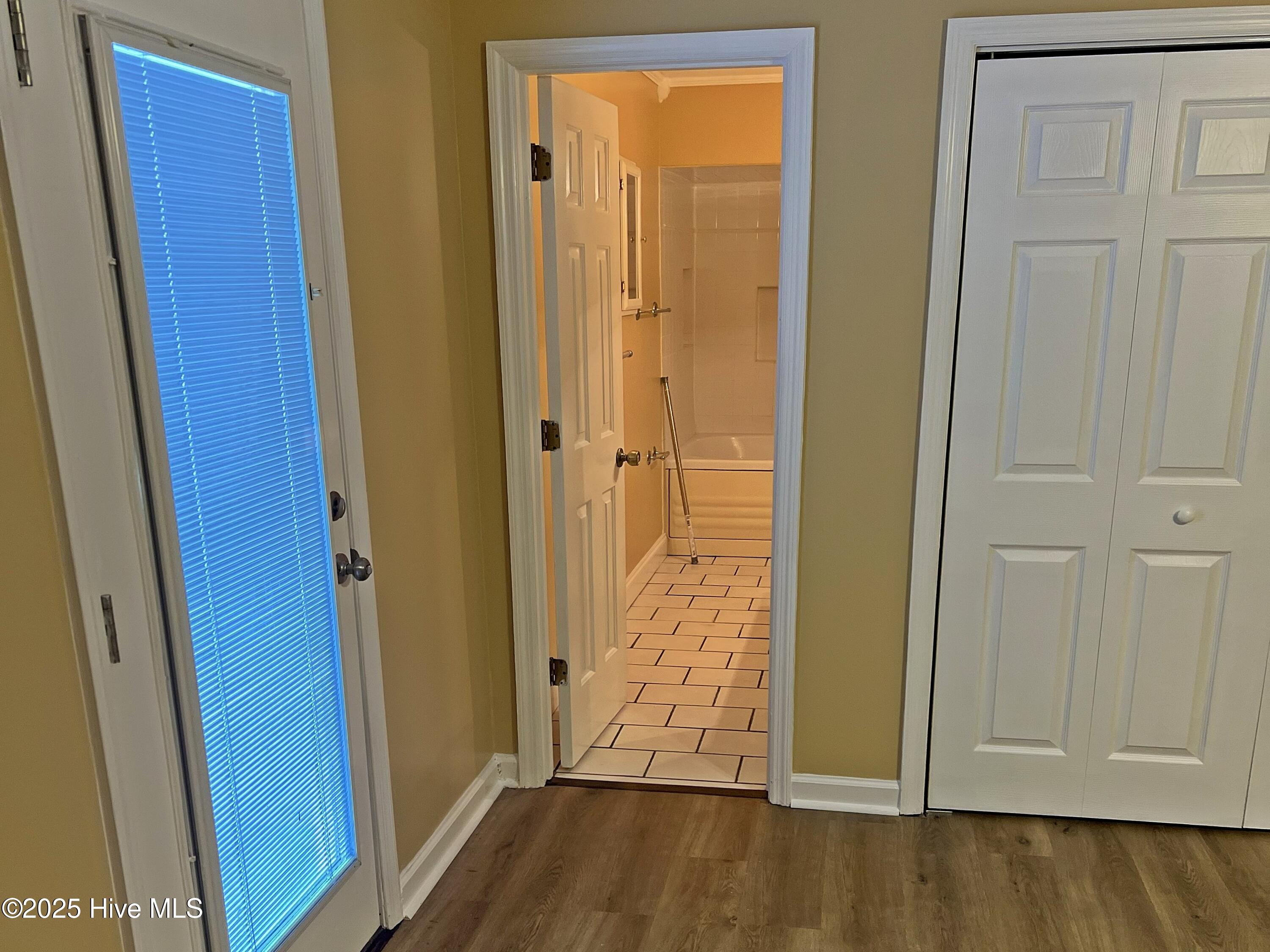 100538881 | Photo 16