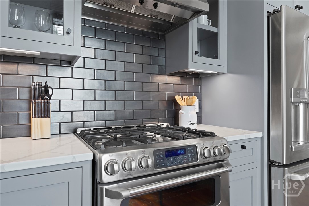 415 Whitaker Street, Savannah, GA, 31401