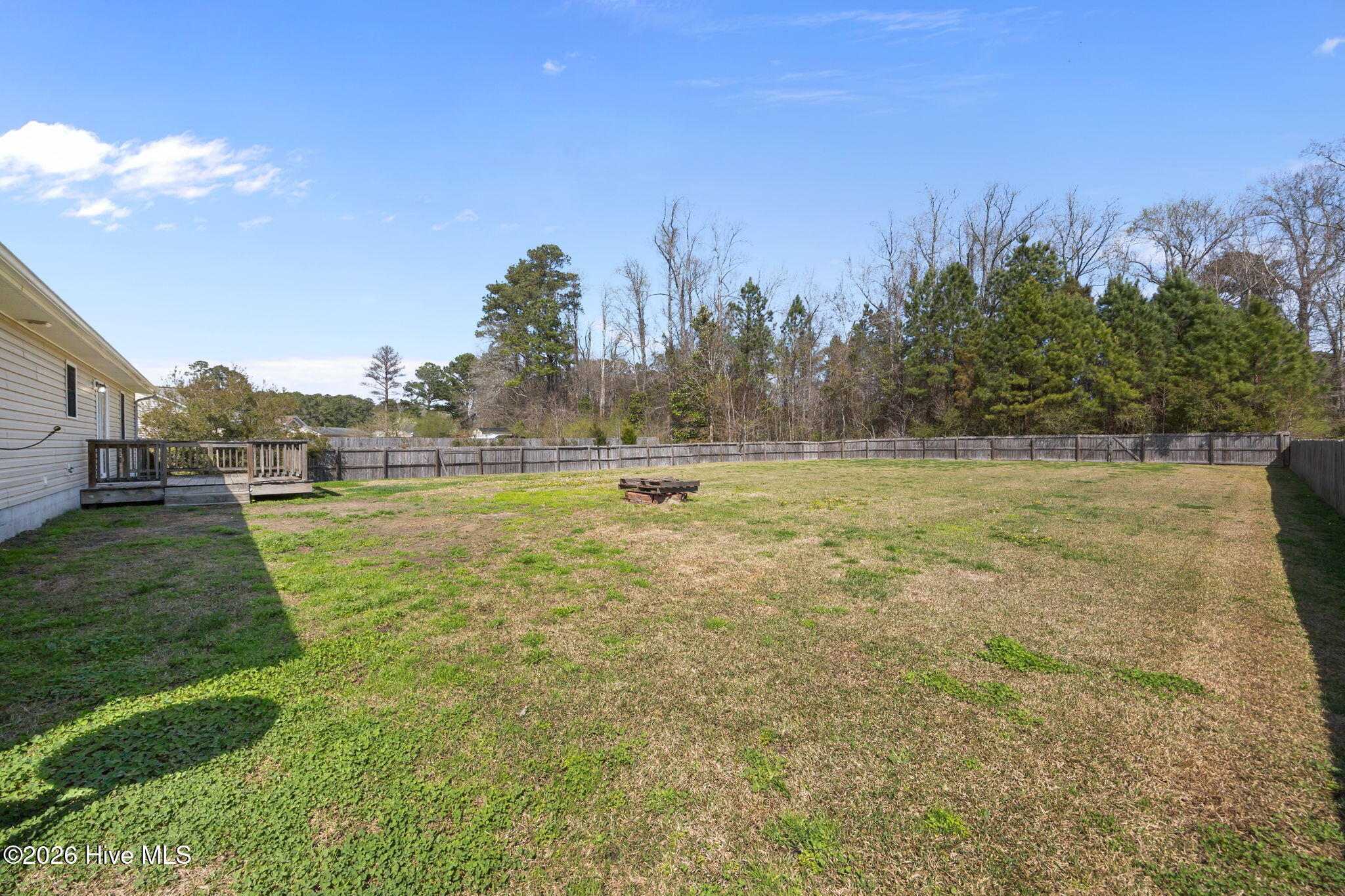 100547713 | Photo 31