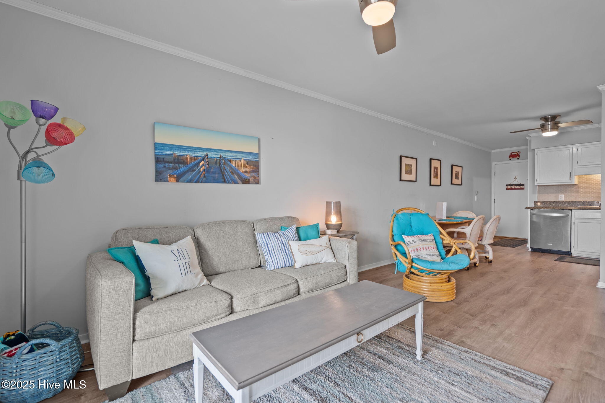 100546159 | Photo 17