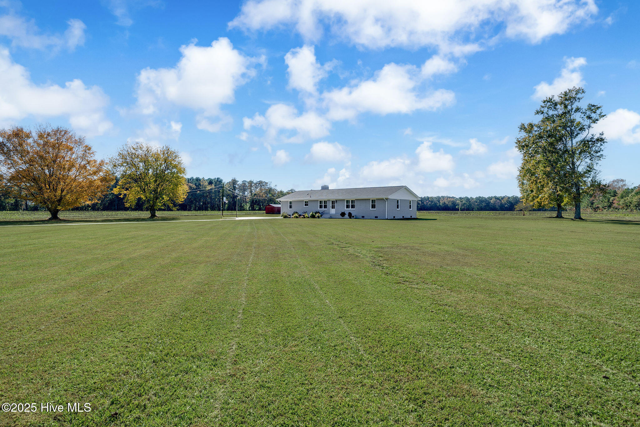 Homes for sale in Burgaw, NC | 1505 Us Hwy 117 Byp S, Burgaw, NC 28425 | MLS# 100540291