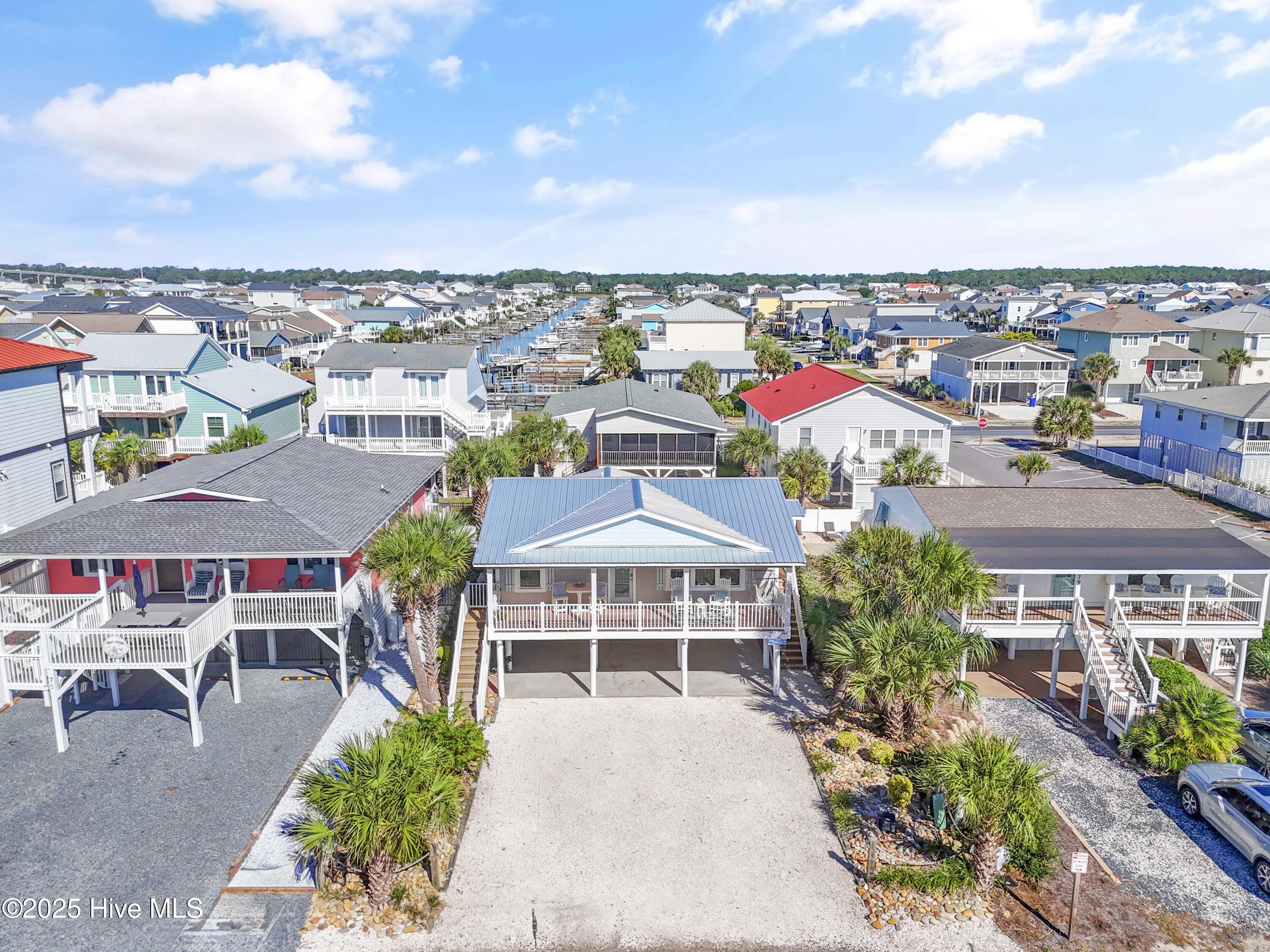 100535227 | Photo 66