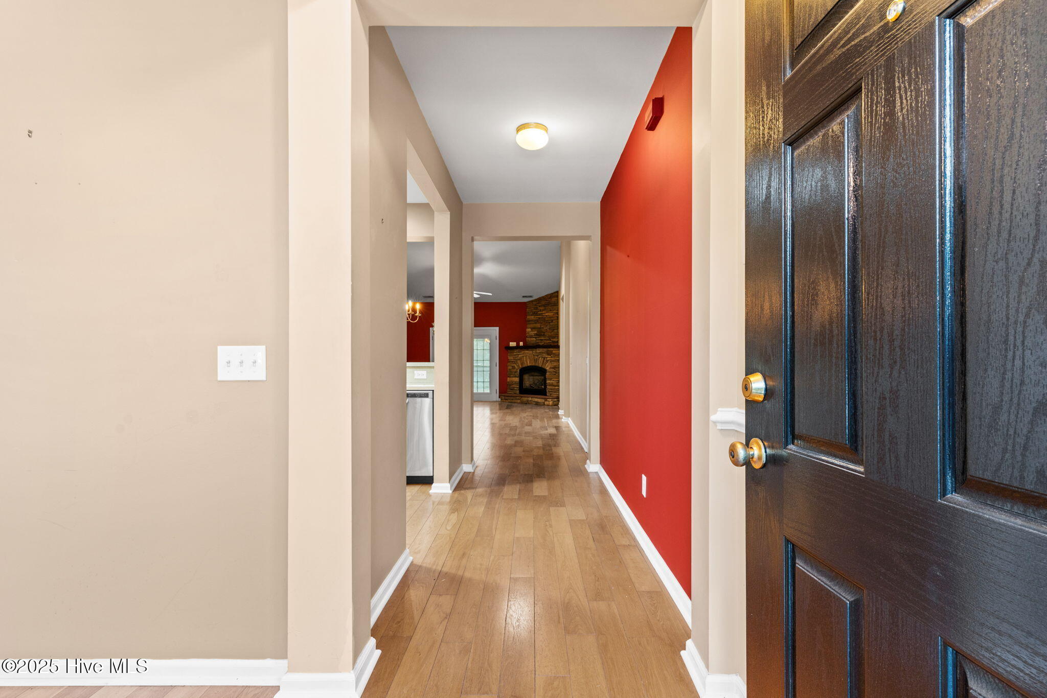 11-web-or-mls-CAMMediaLLC.com-07652