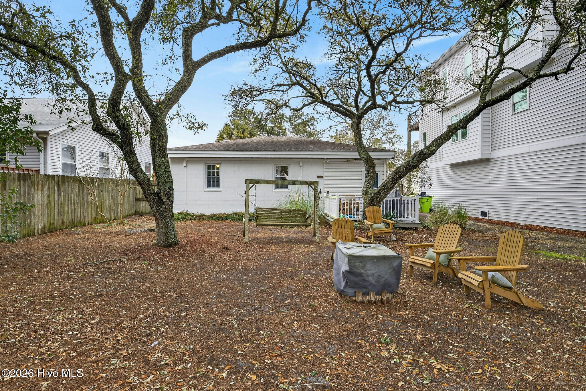 100553200 | Photo 28