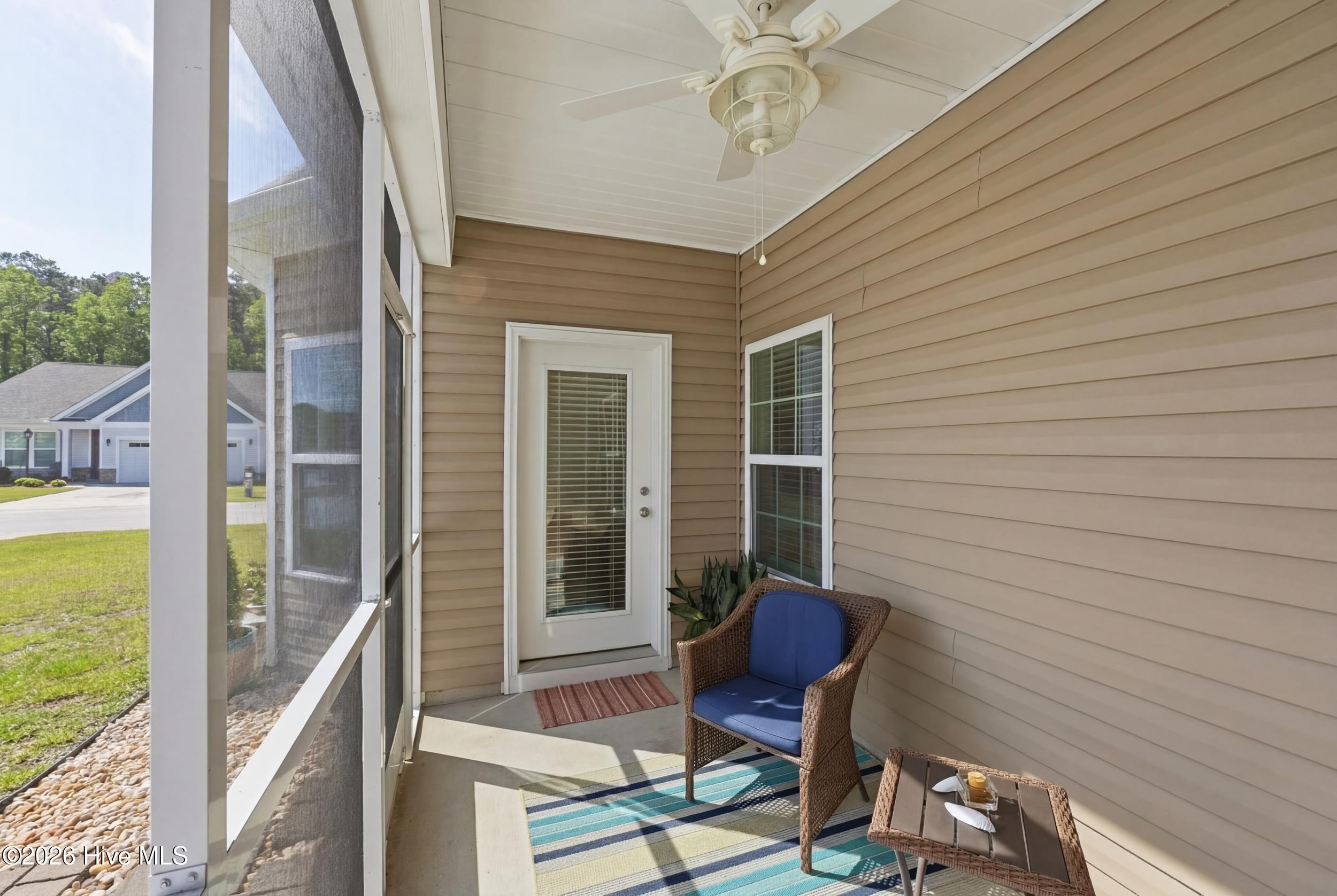 100552958 | Photo 28