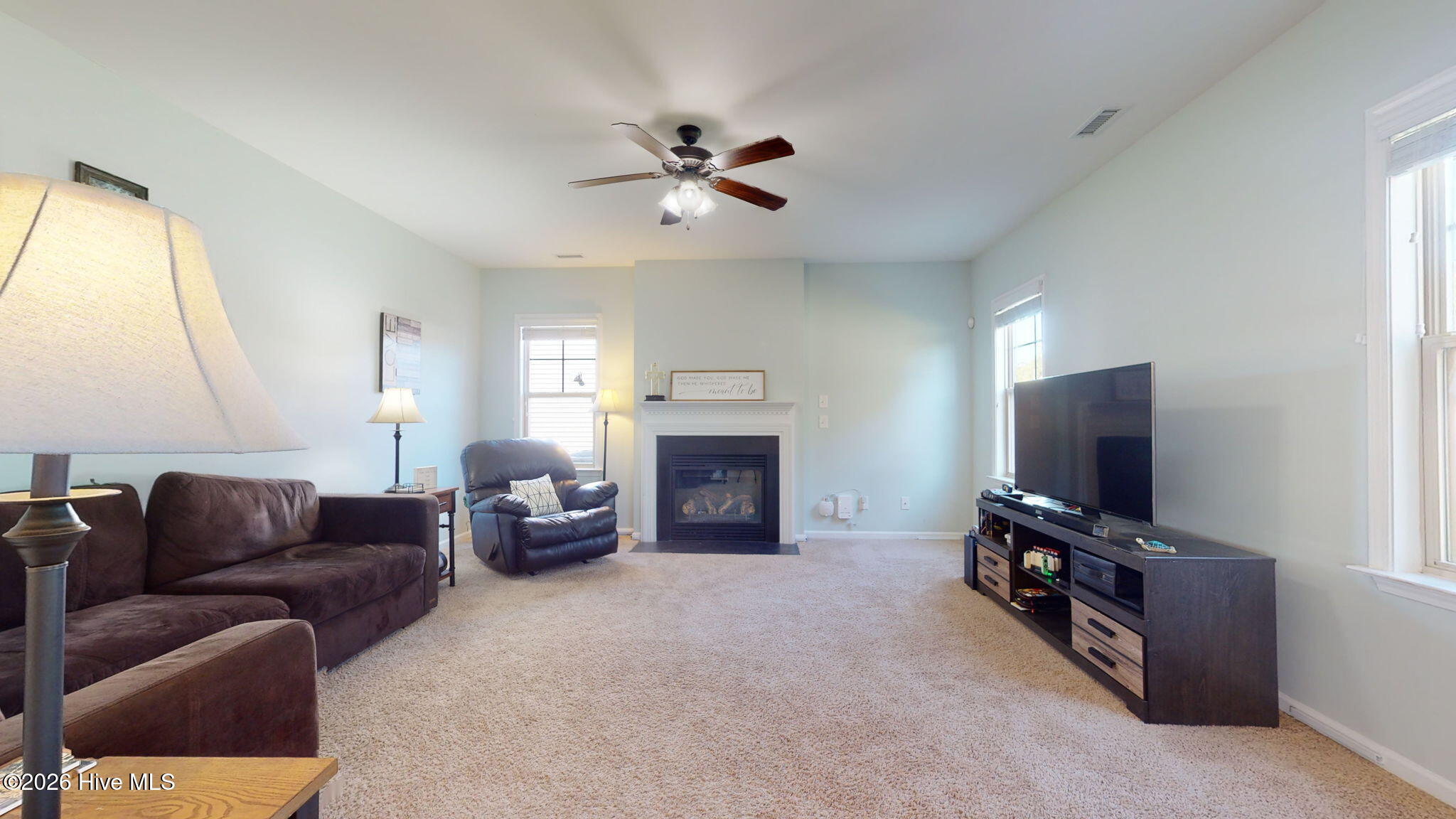 100558979 | Photo 13