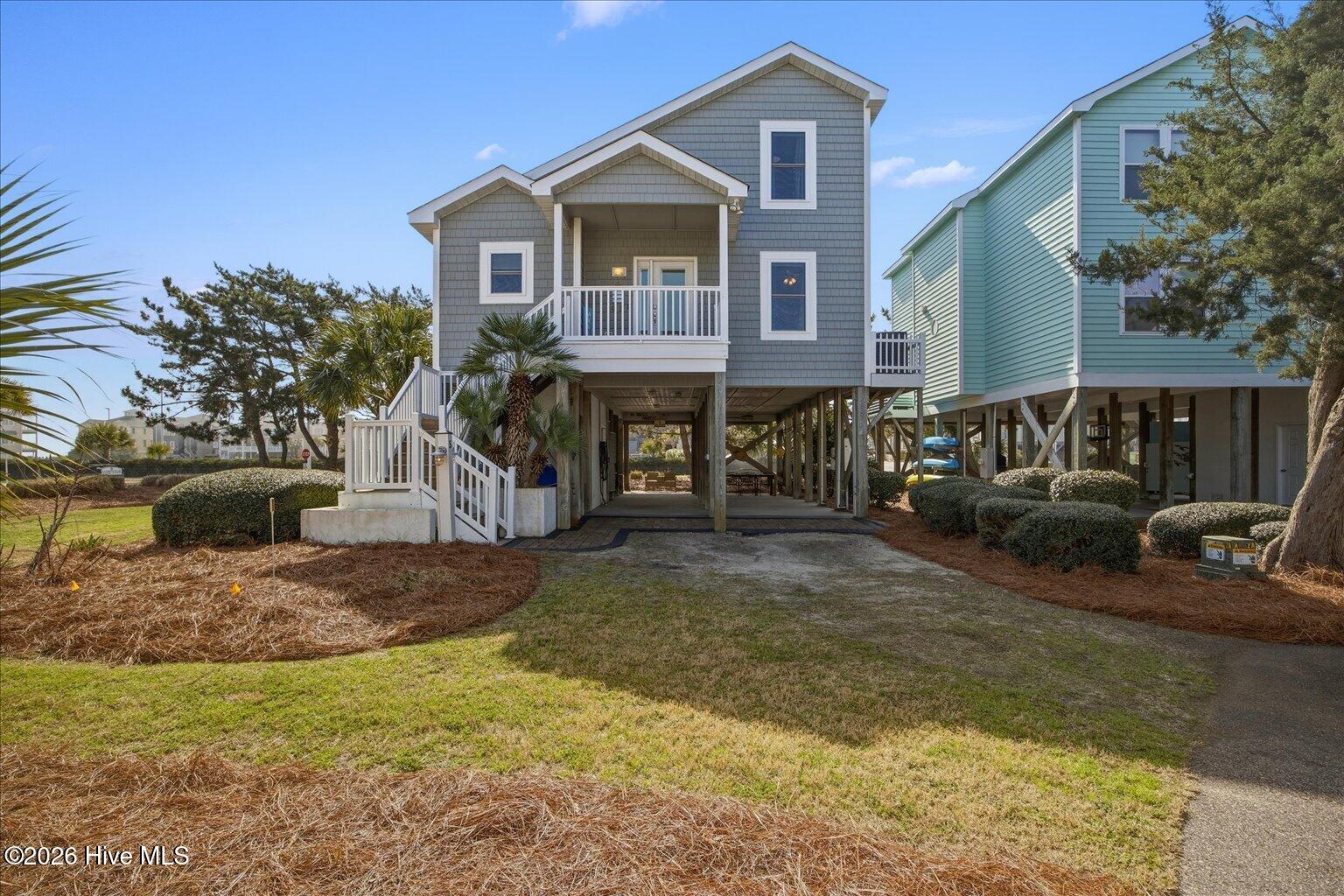 100558776 | Photo 50