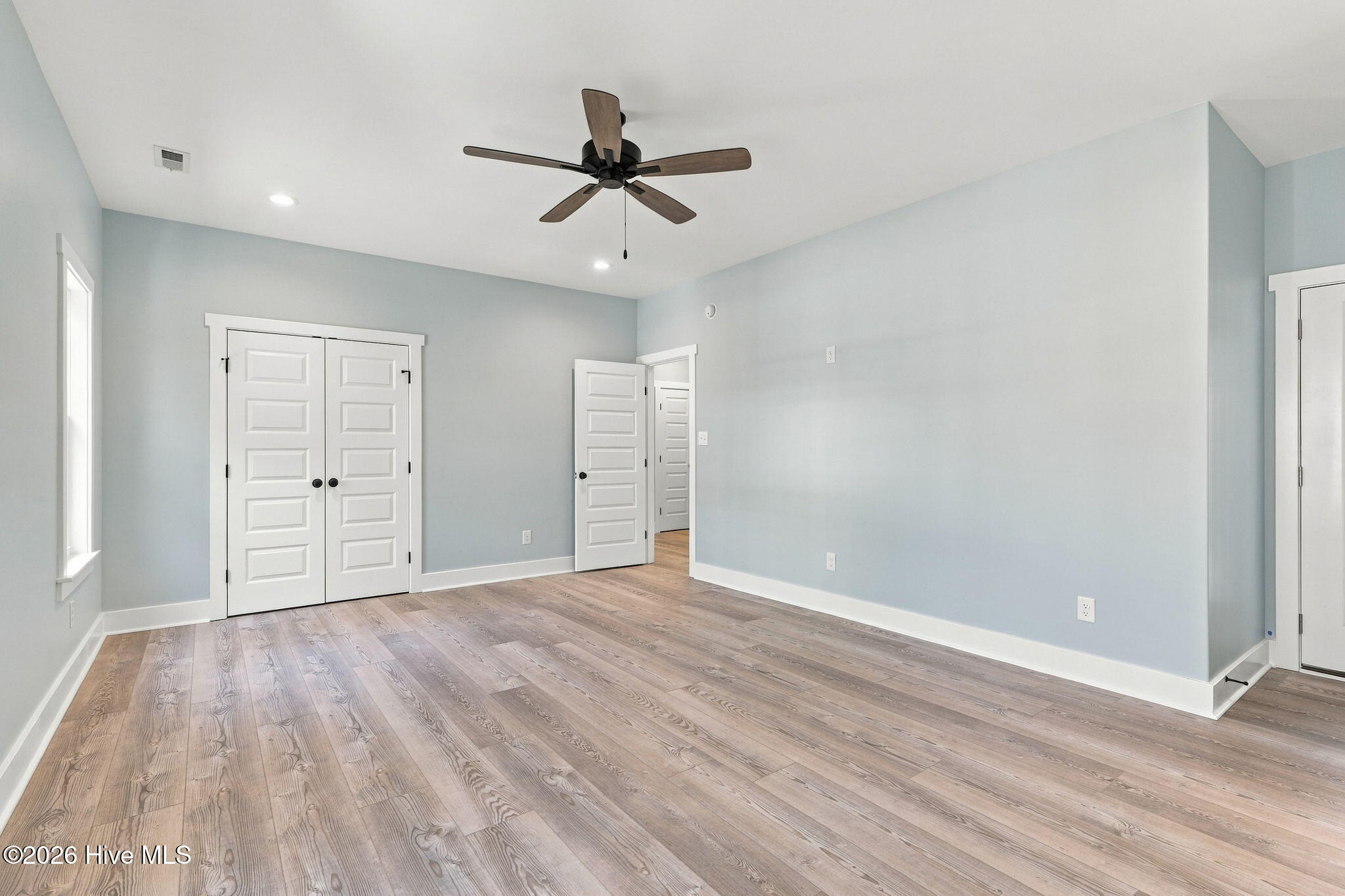405 Emerald Landing 