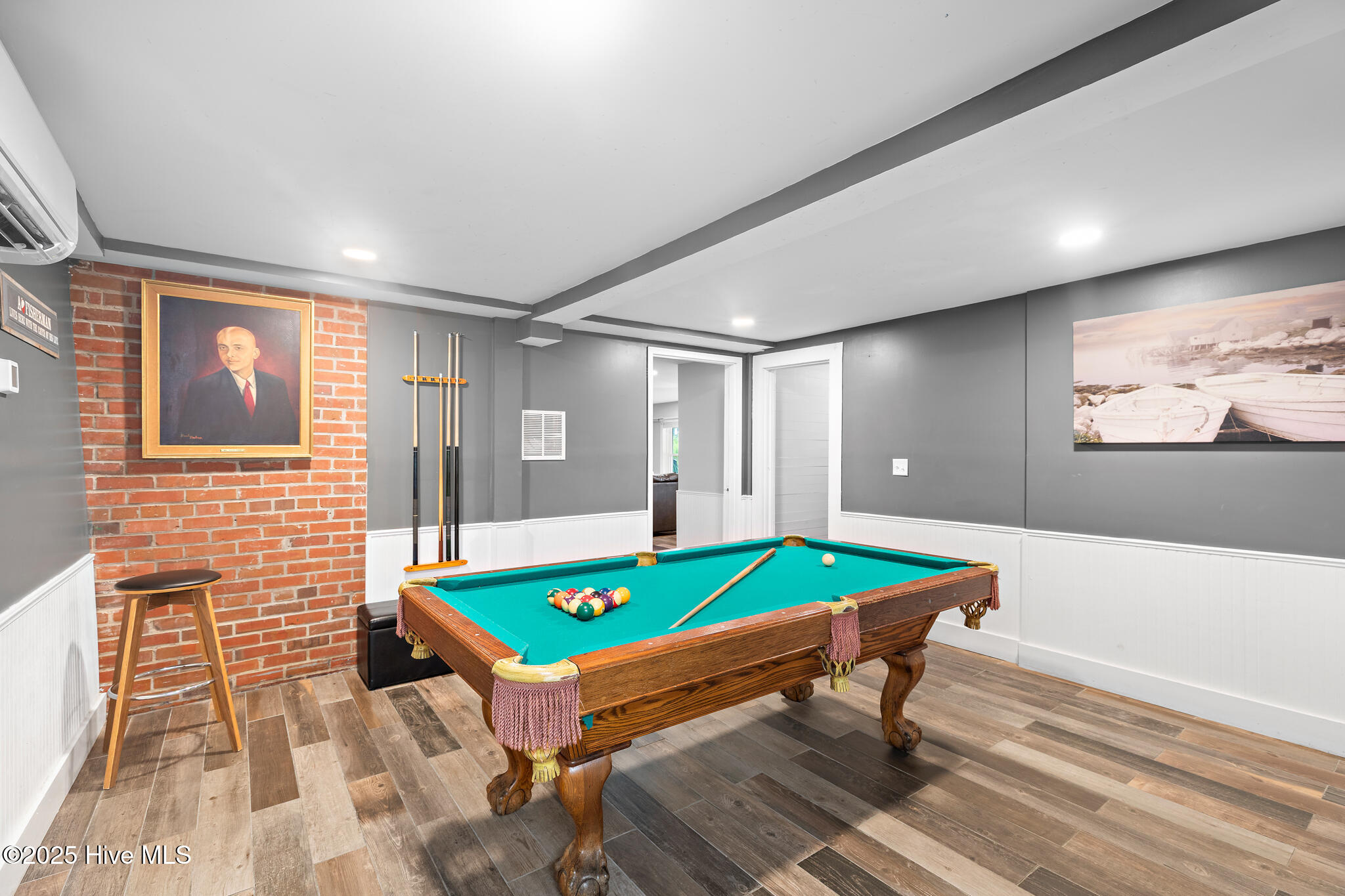 100531510 | Photo 54