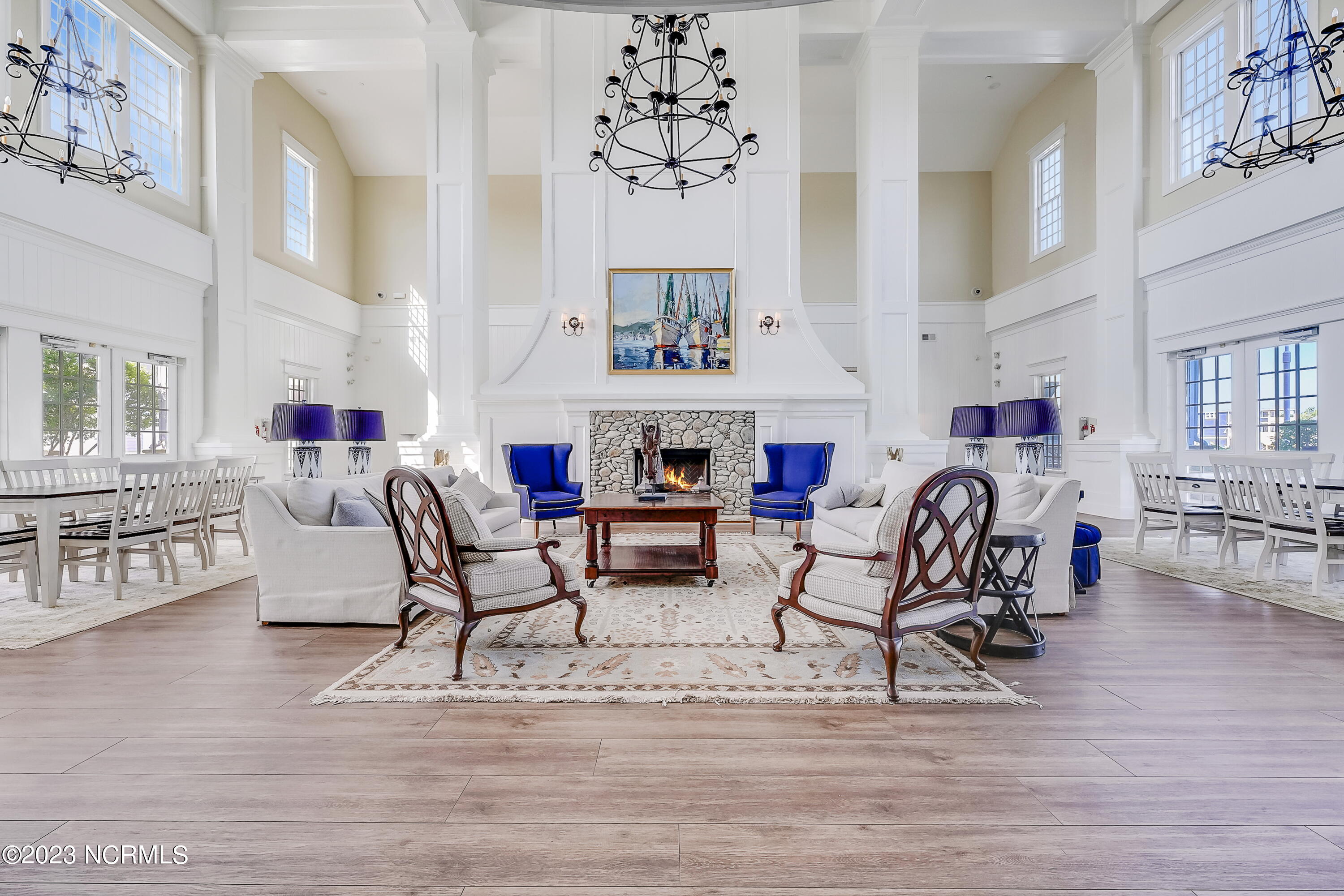 100535836 | Photo 19