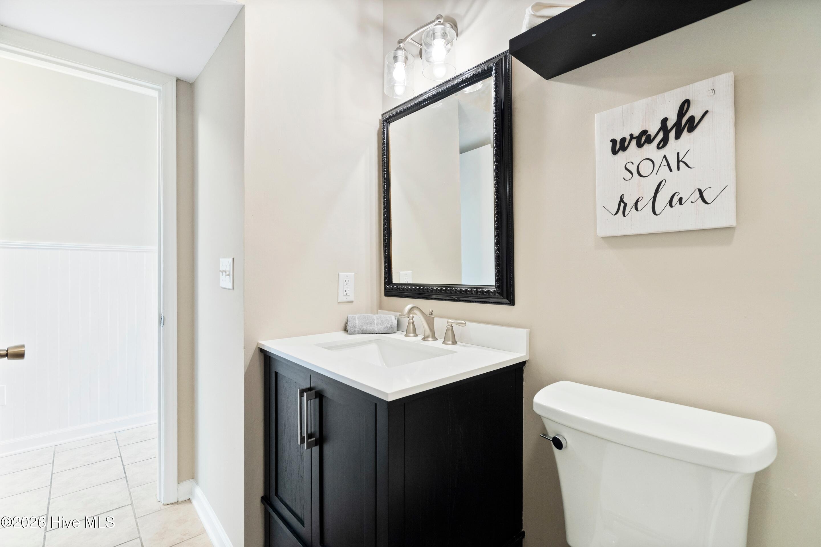 100549328 | Photo 18