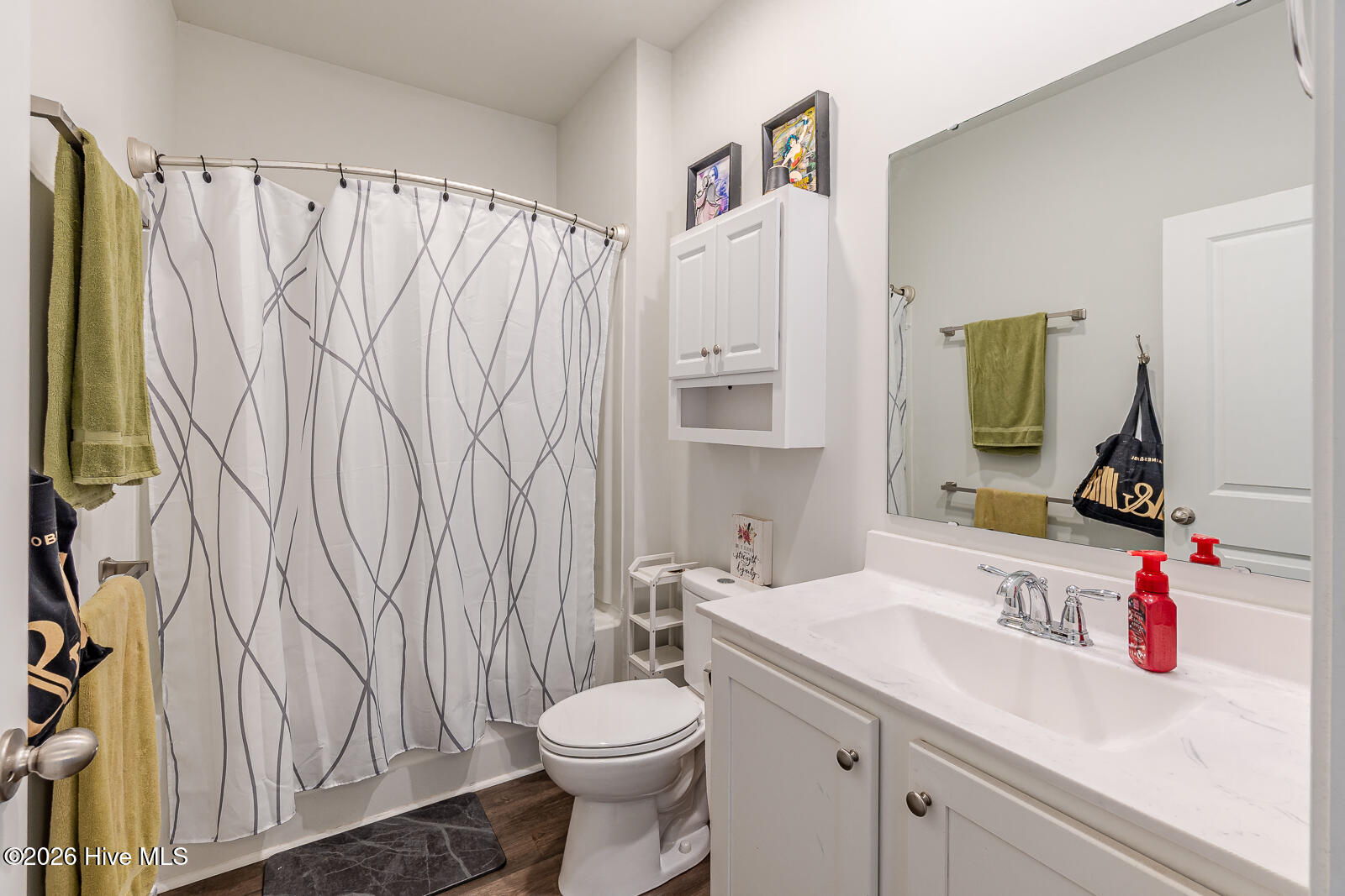 100564968 | Photo 31