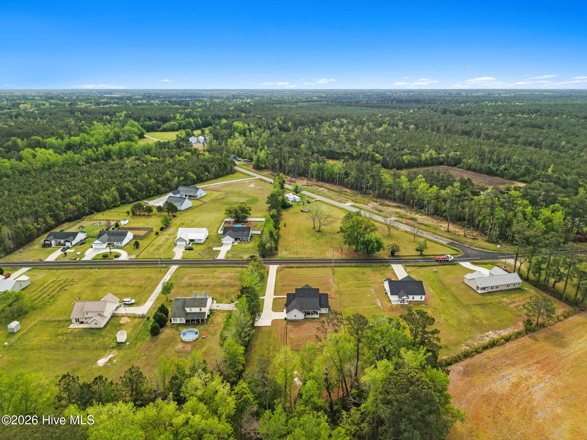 100565582 | Photo 52