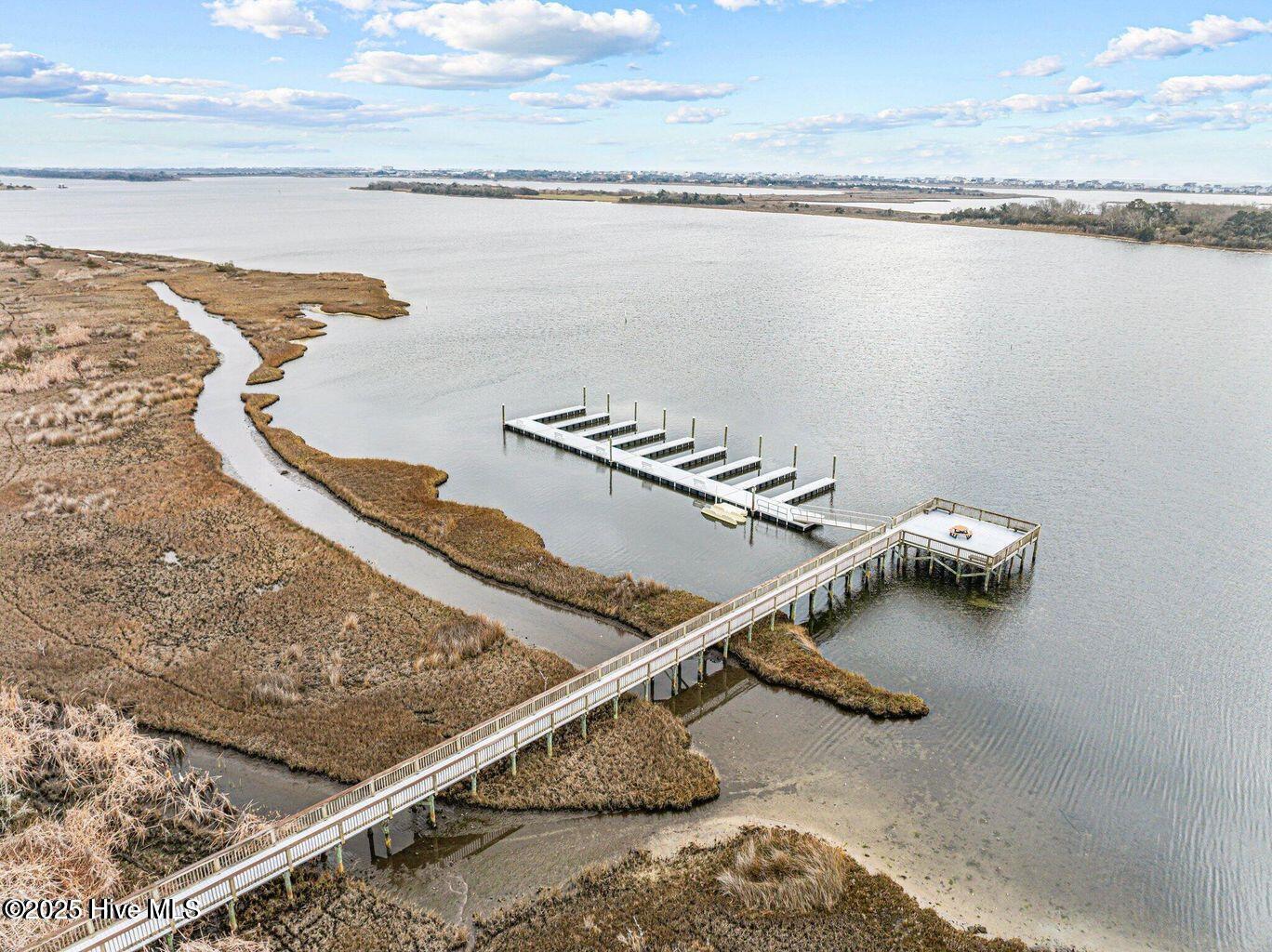 100564274 | Photo 52