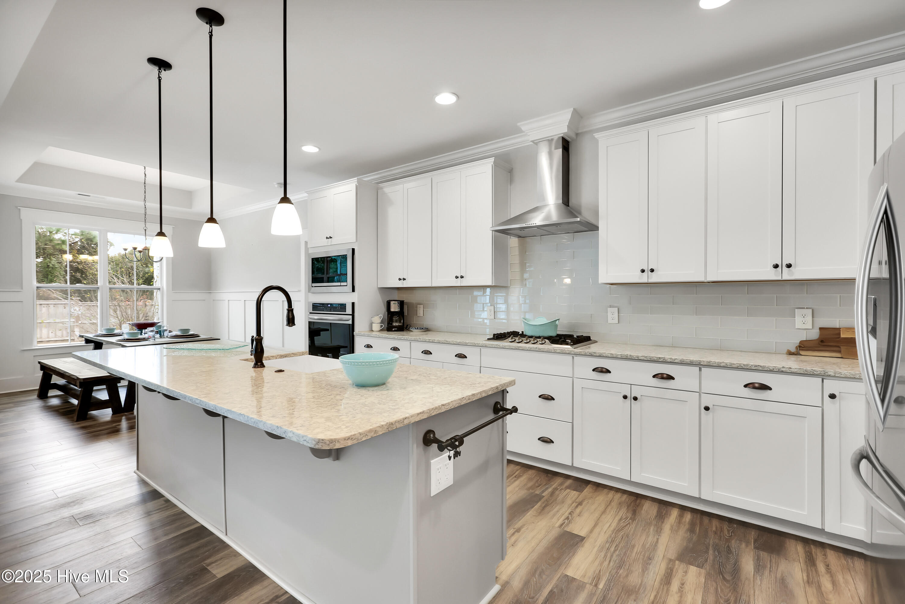 100544245 | Photo 13