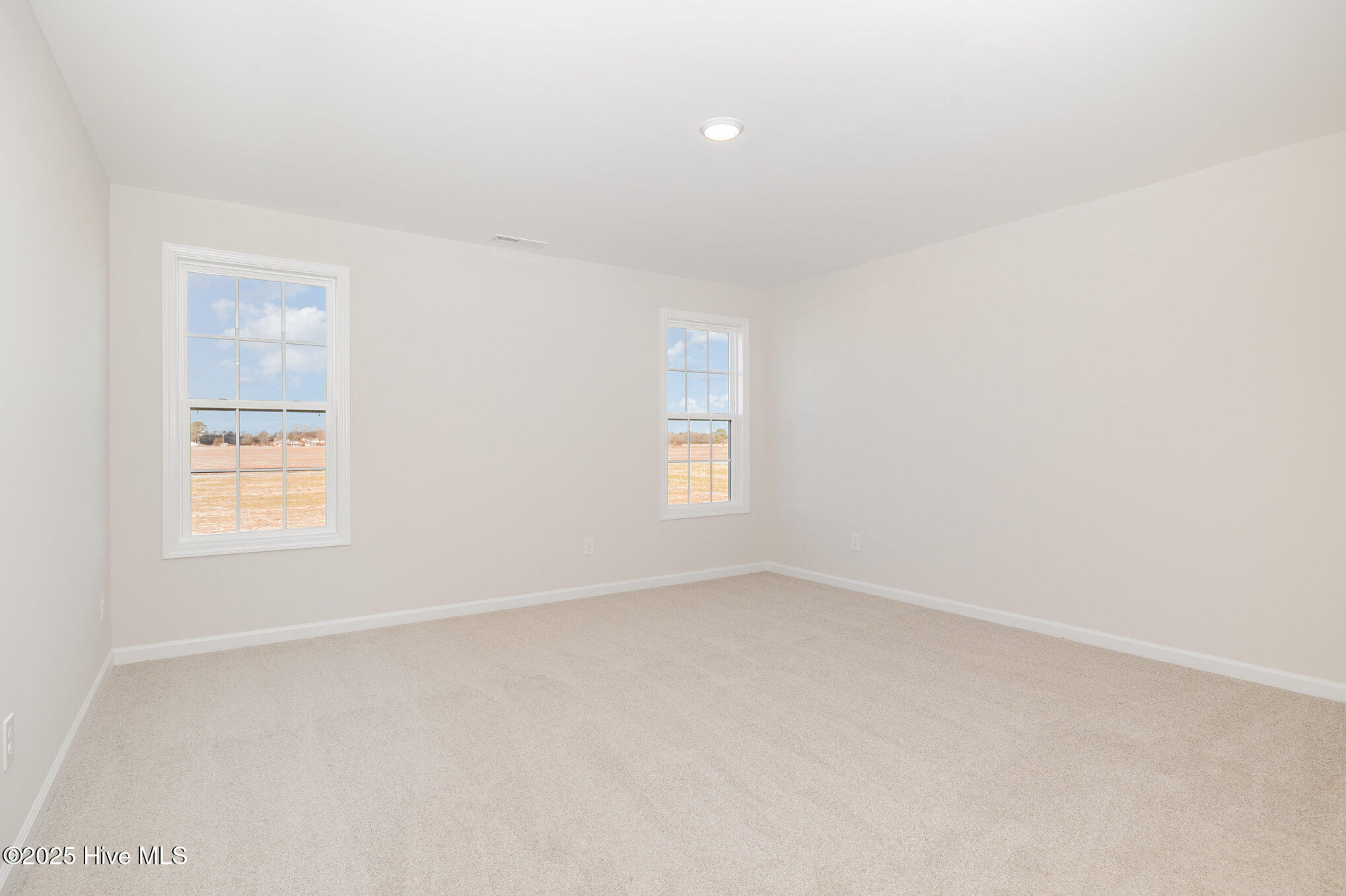 15 Littlefield Lane, La Grange, NC, 28551