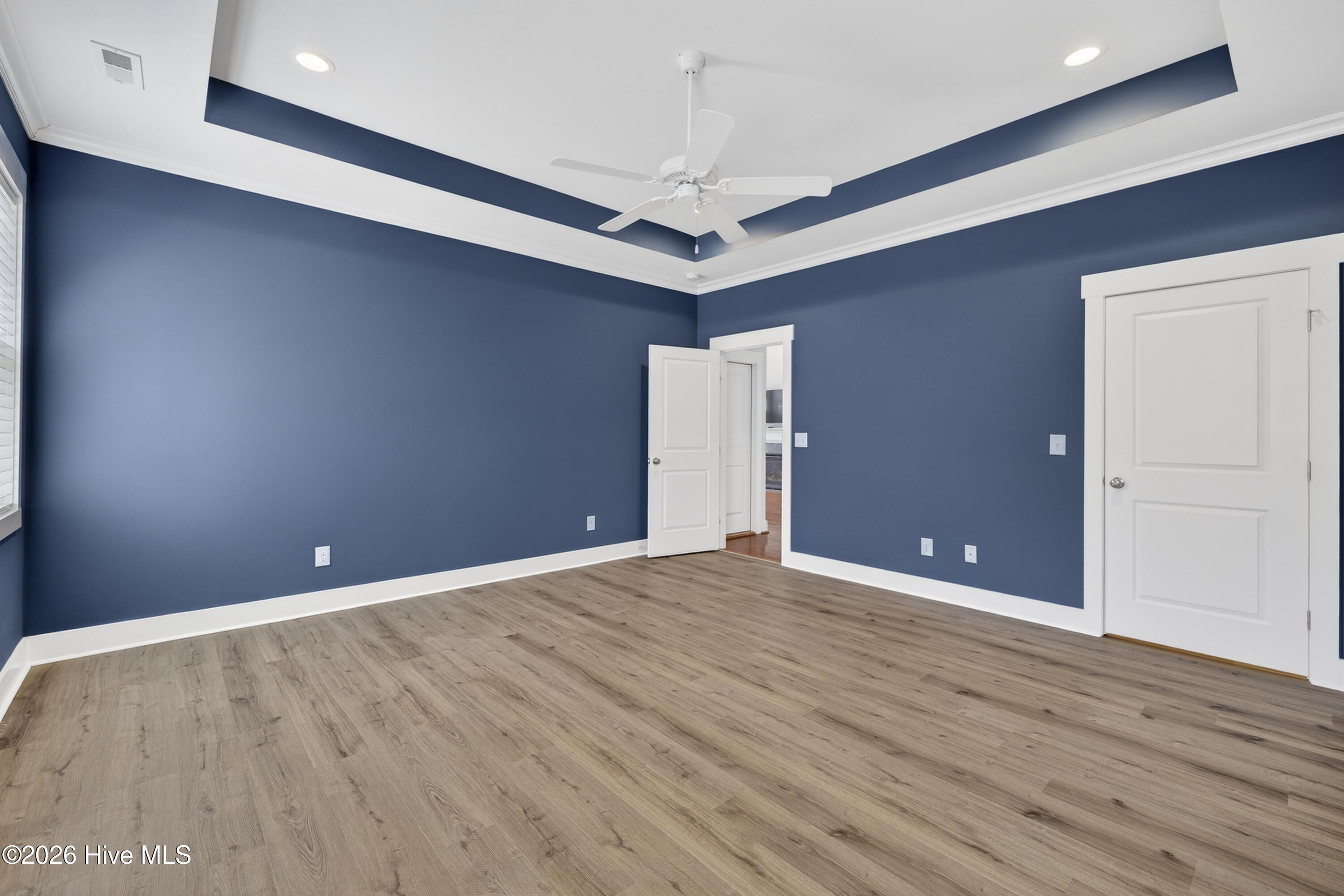 100552916 | Photo 29