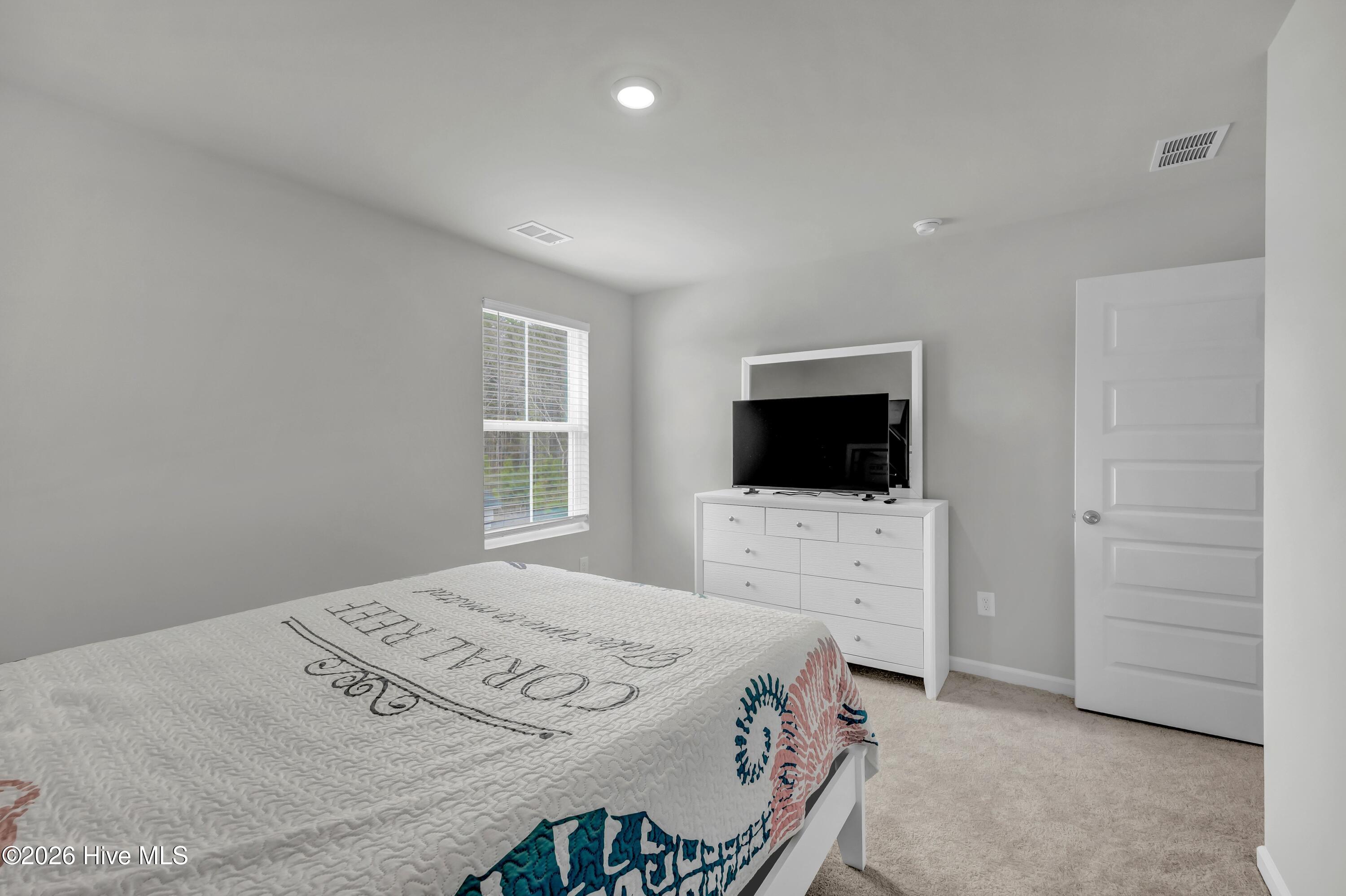 100554355 | Photo 20