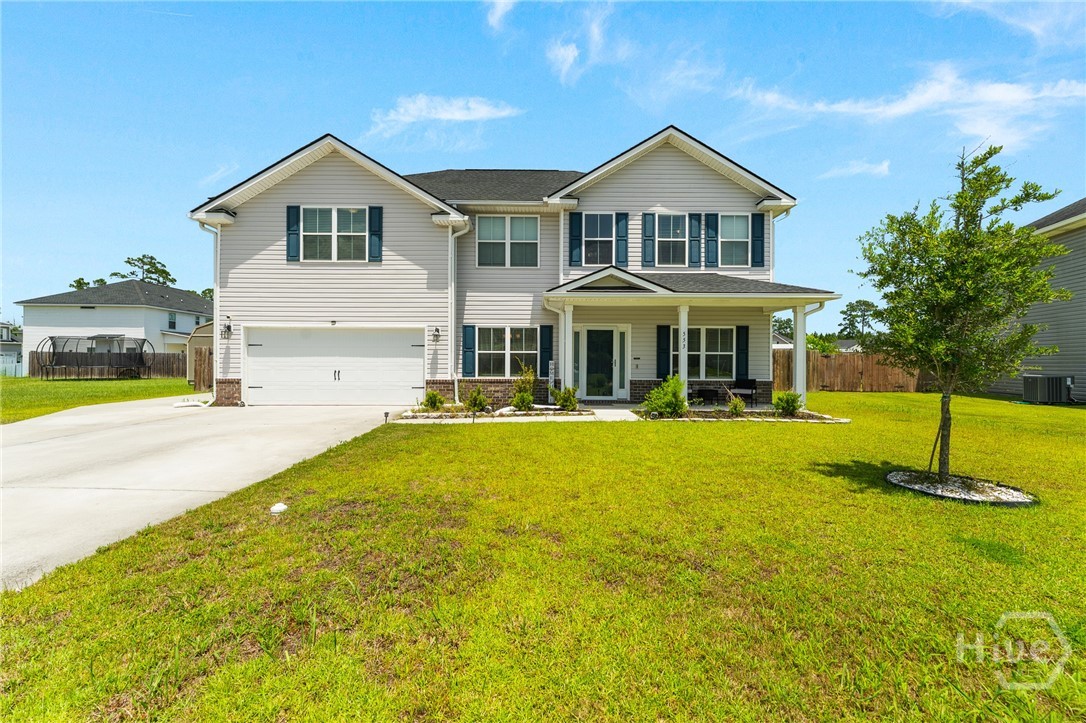 Photo 3 of Single family home for sale at 553 Thorp Cir, Hinesville, GA 31313 | MLS# SA360205 | Listing updated on 2026-09-16