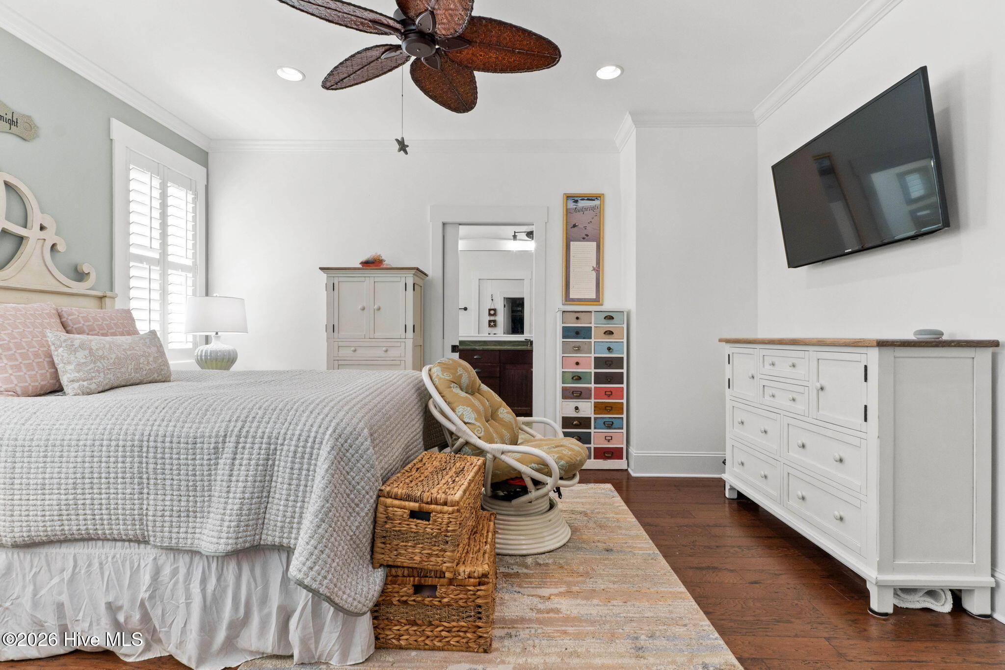 100566680 | Photo 21