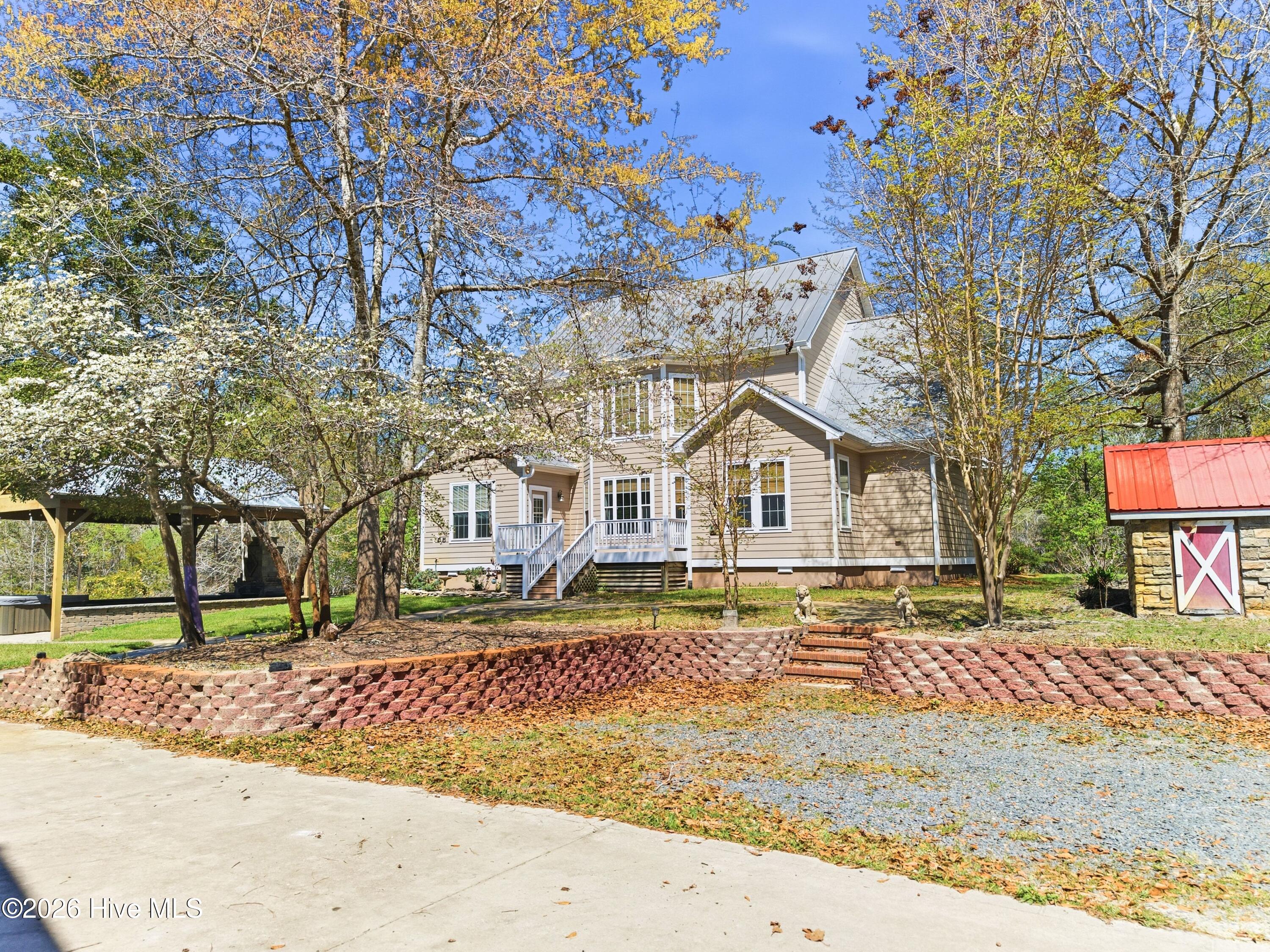 100564216 | Photo 53