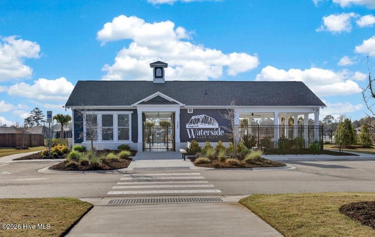 100569698 | Photo 31