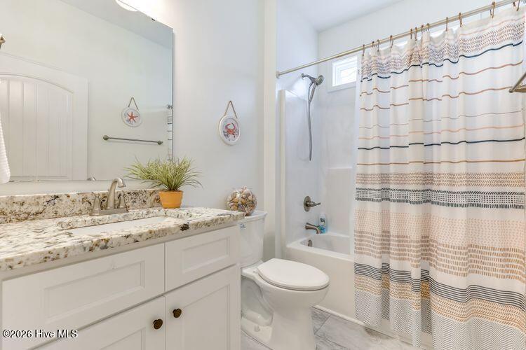 100559690 | Photo 18