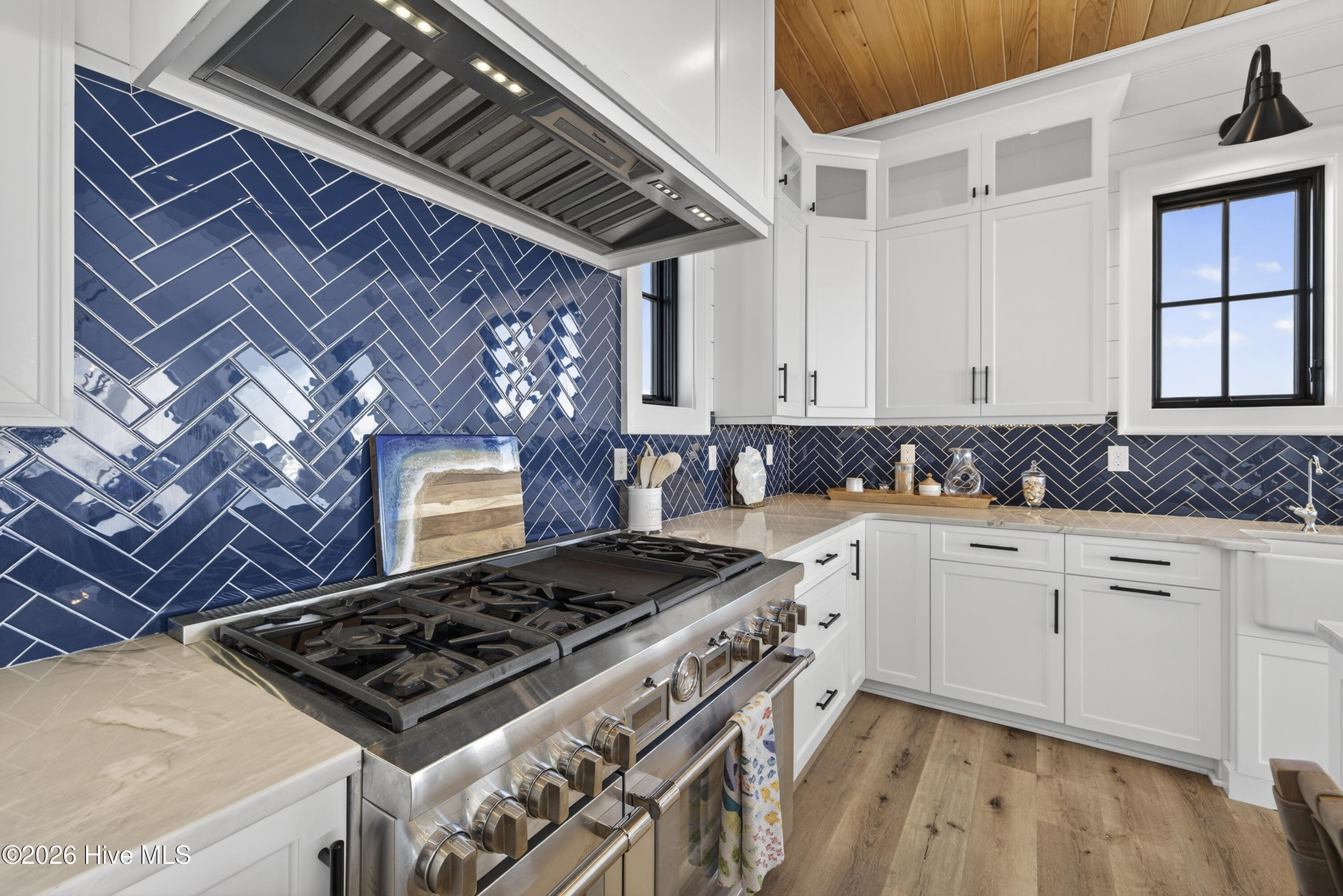 1423 N Shore Drive, Surf City, NC, 28445