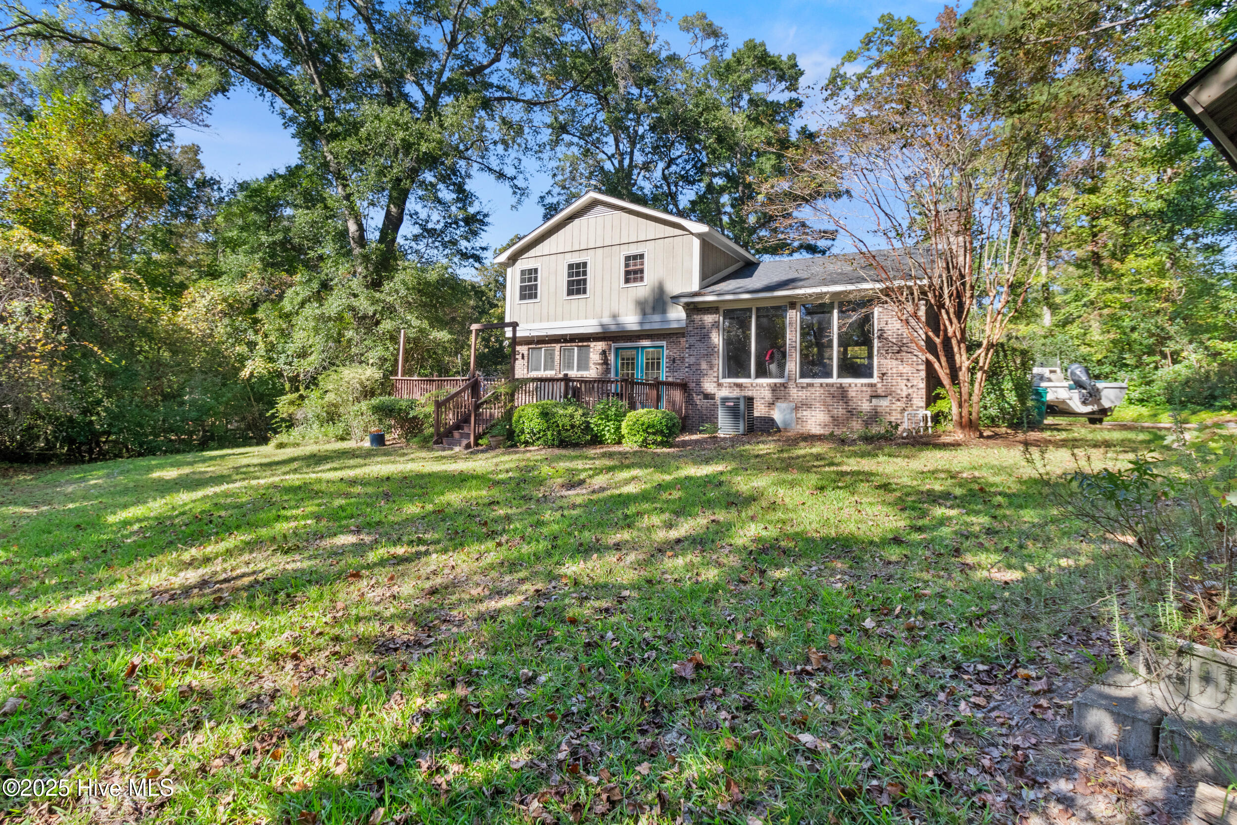 100537908 | Photo 31