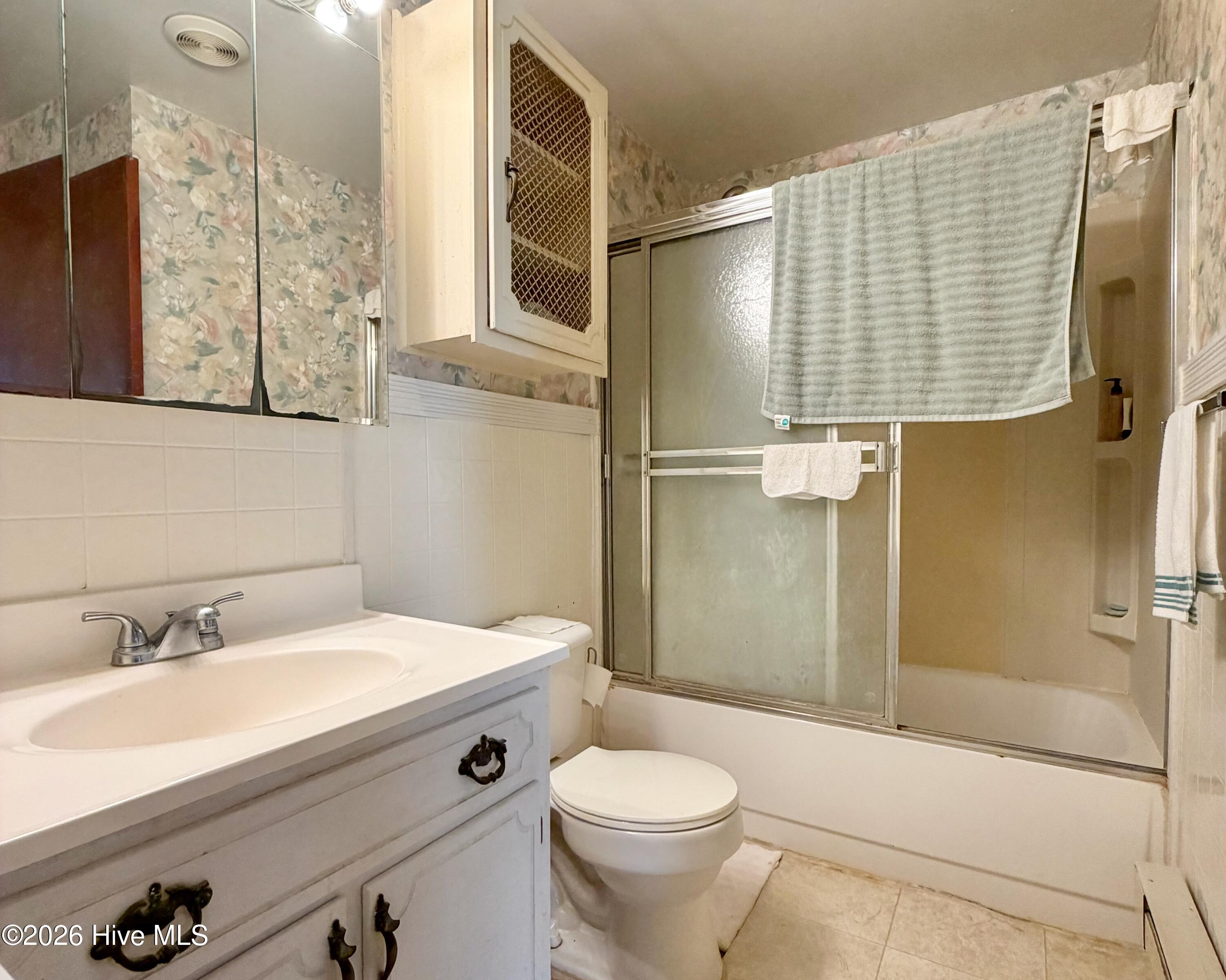 2802 Easy Street,Newport