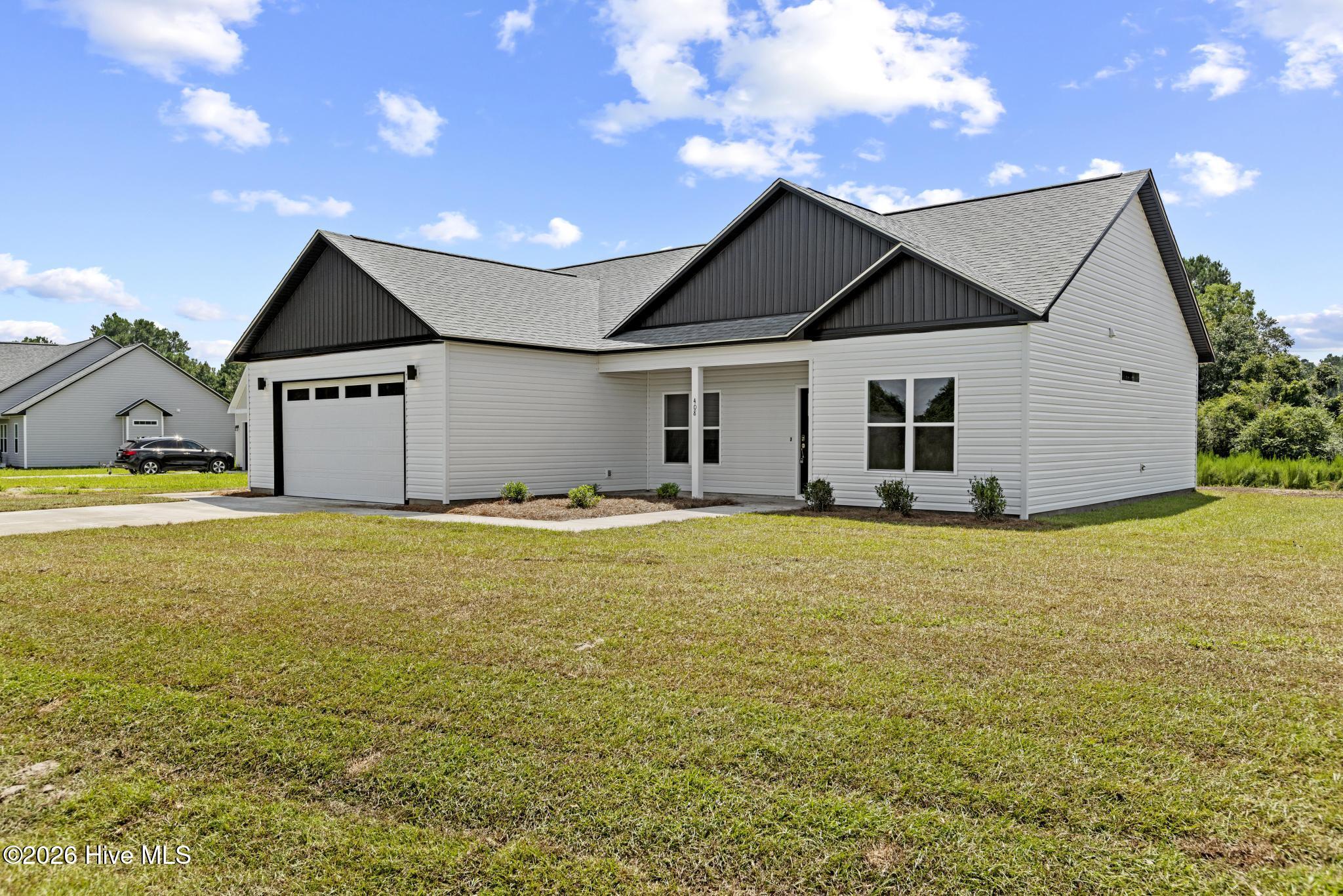 408 Wade Drive, Richlands, NC 28574 – photo 2