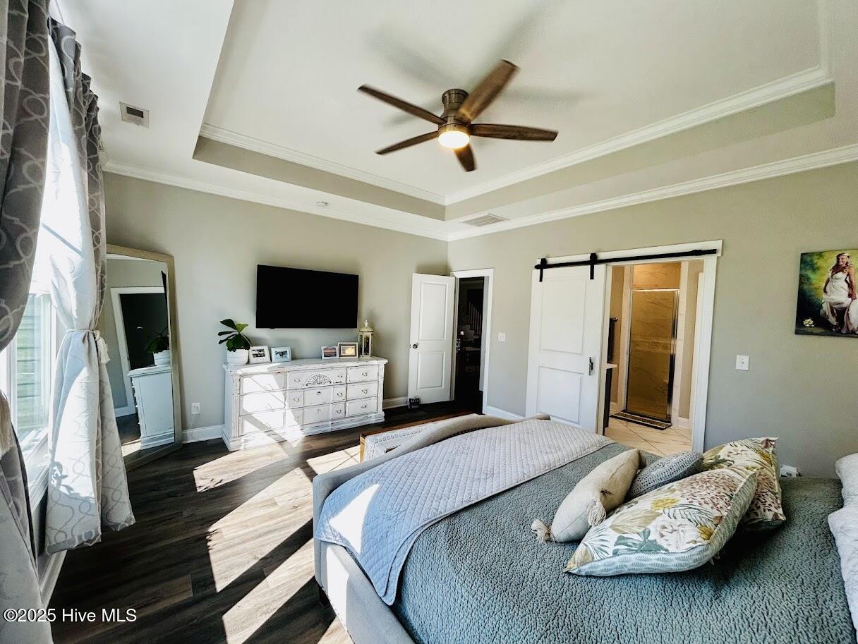 100534621 | Photo 36