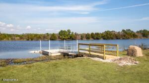 100547602 | Photo 25