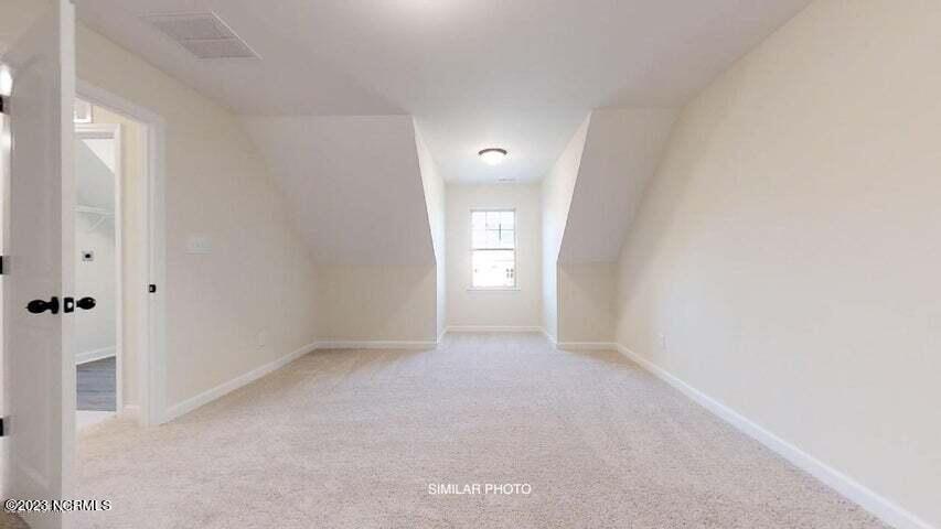 100559374 | Photo 47