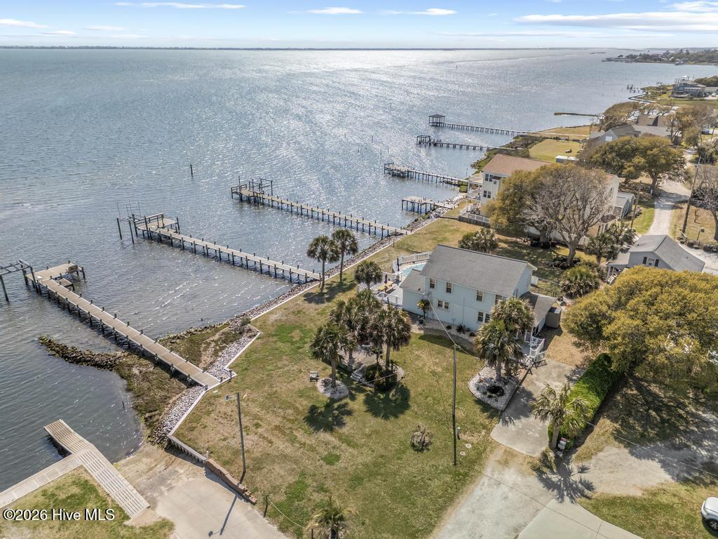 173 Salter Drive,Newport