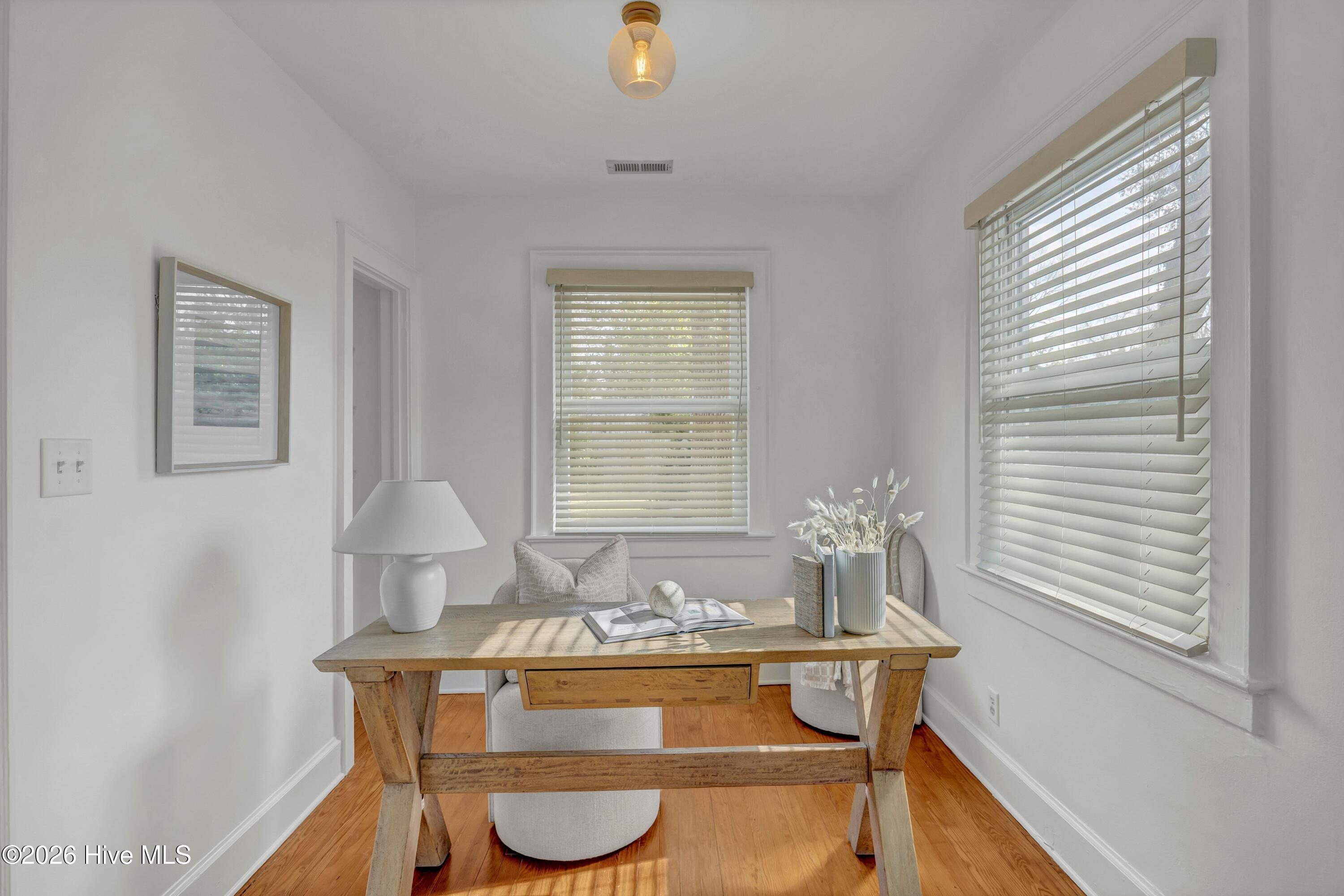 100555694 | Photo 18