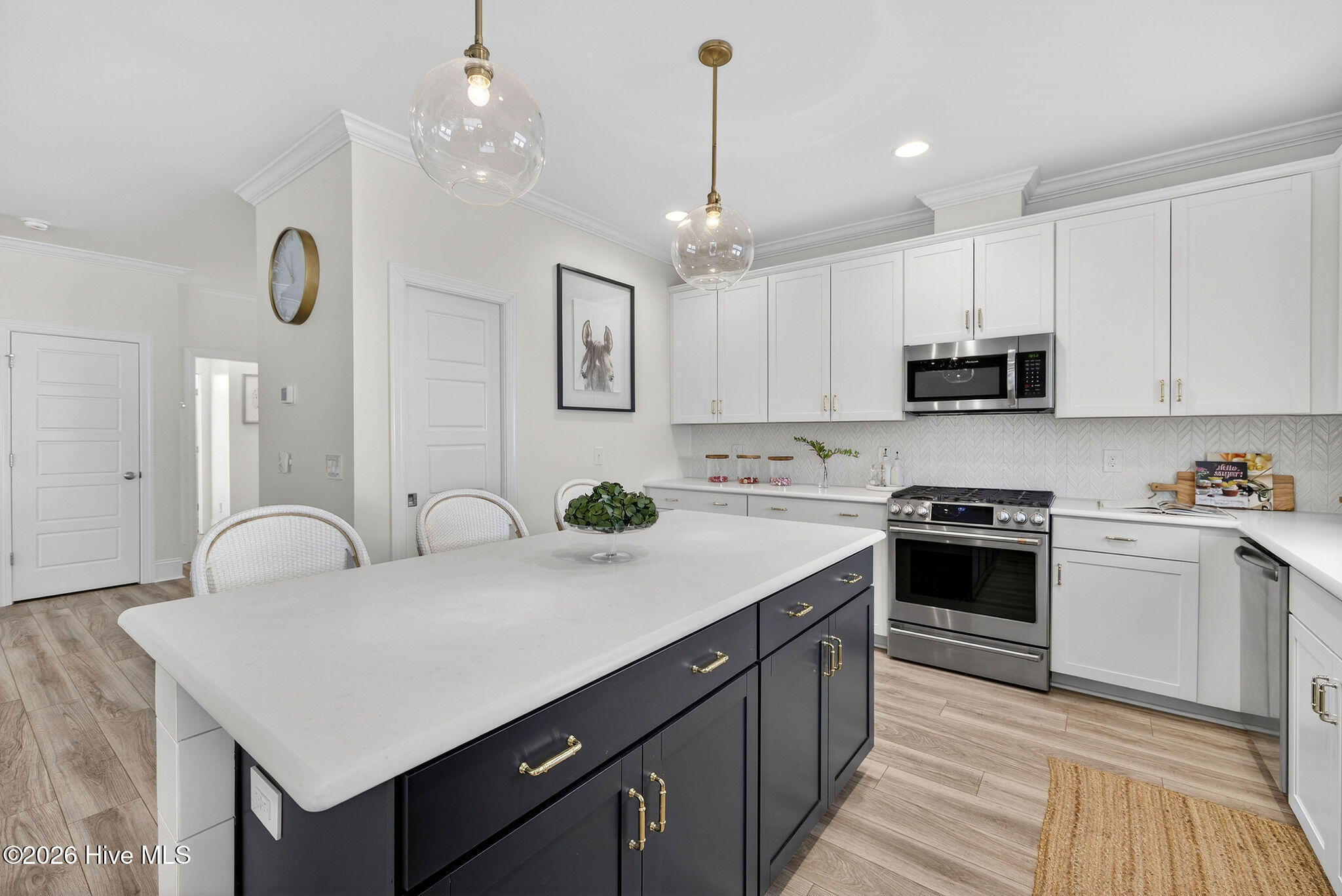 100558378 | Photo 18