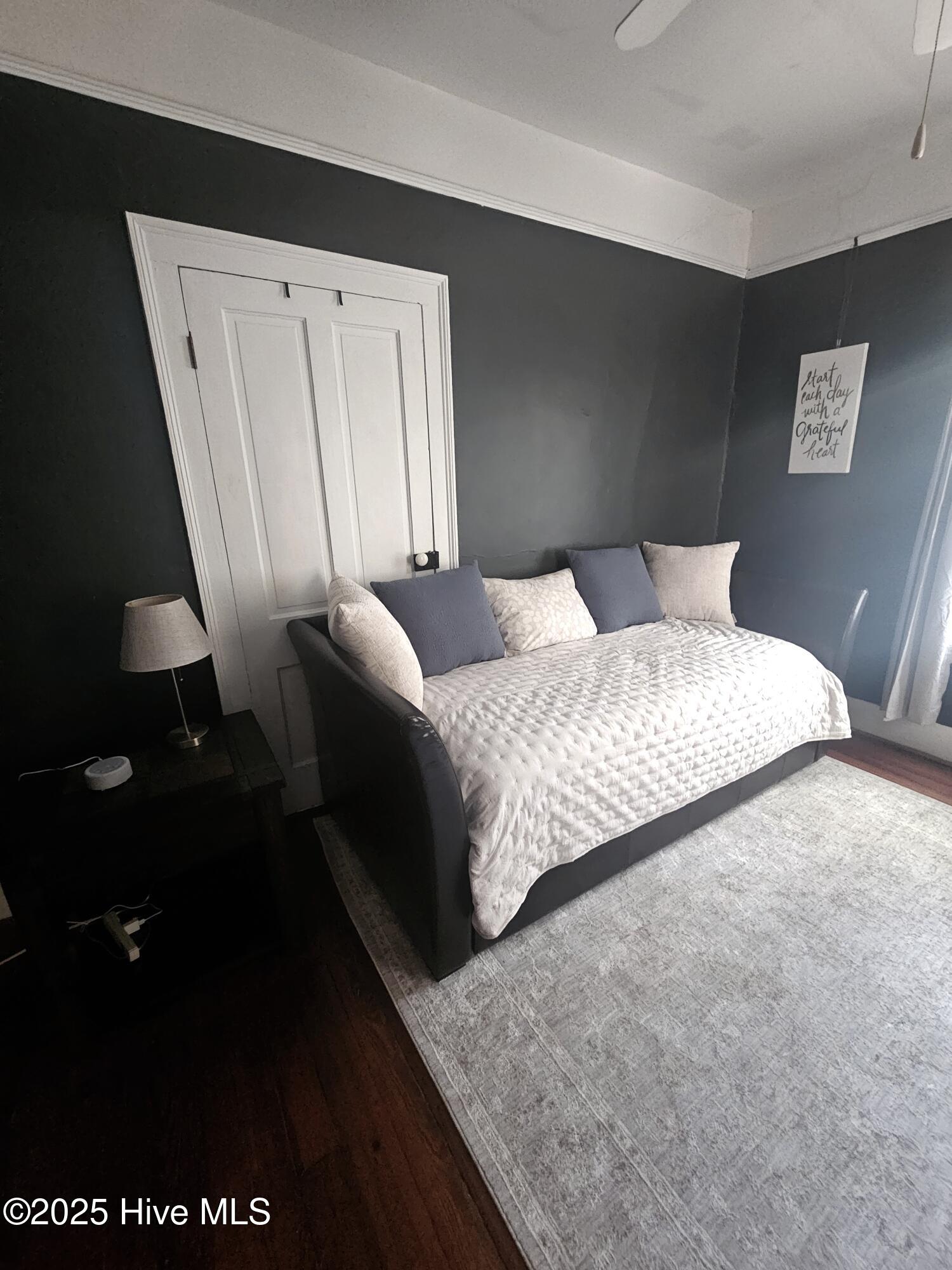 100529607 | Photo 27