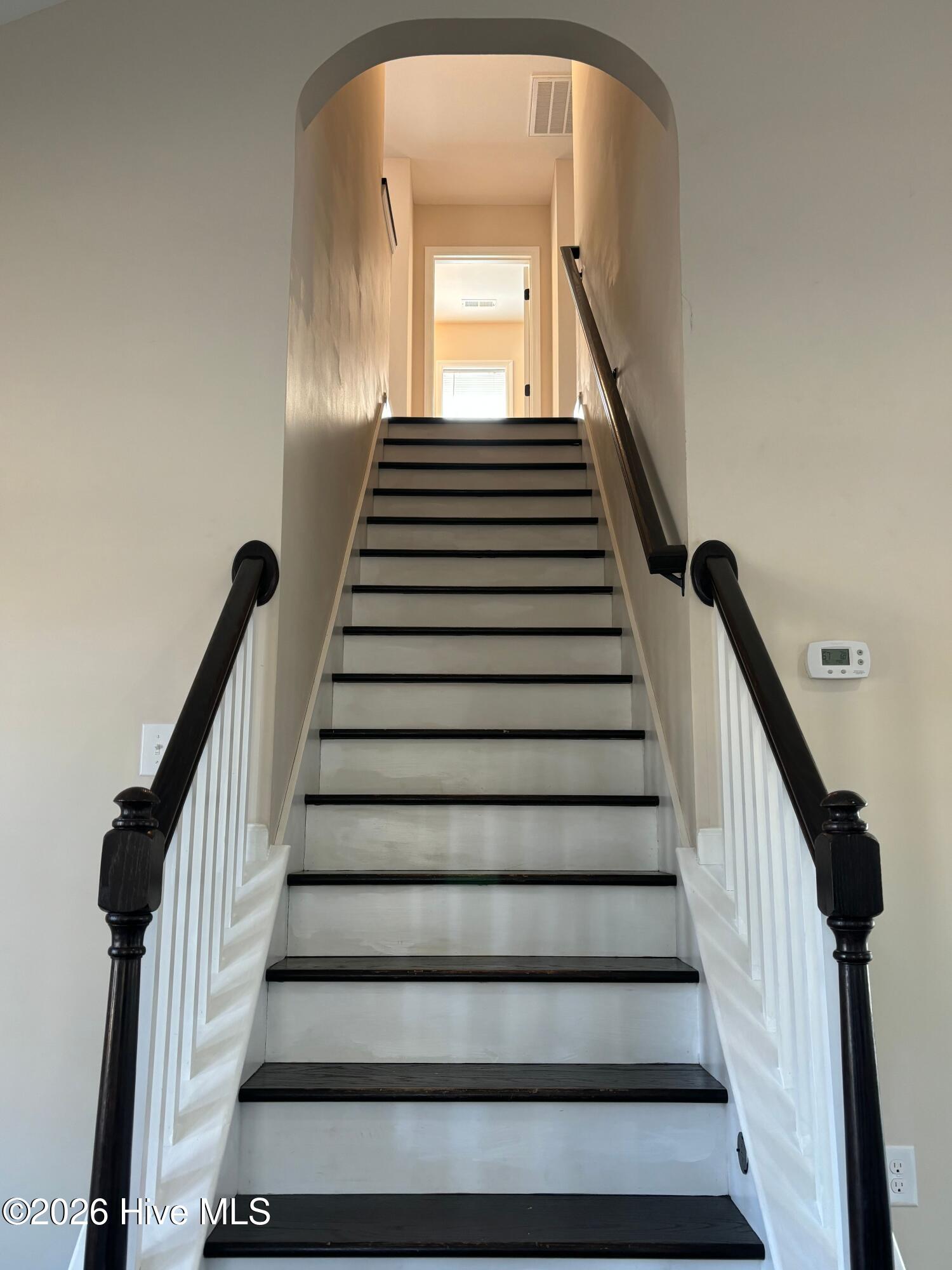 100557628 | Photo 16