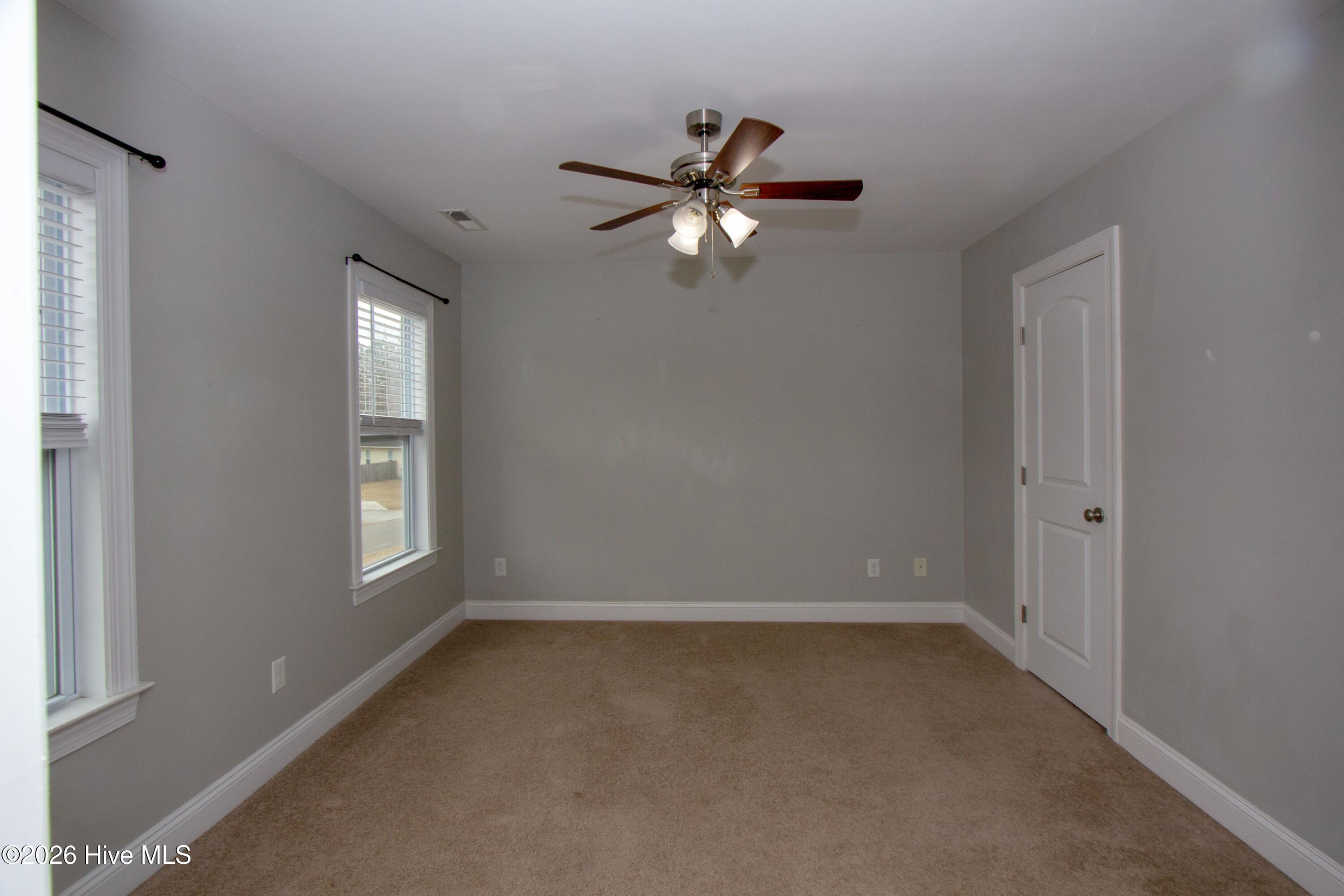 100555872 | Photo 49