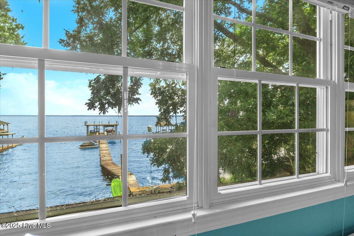 100536195 | Photo 50