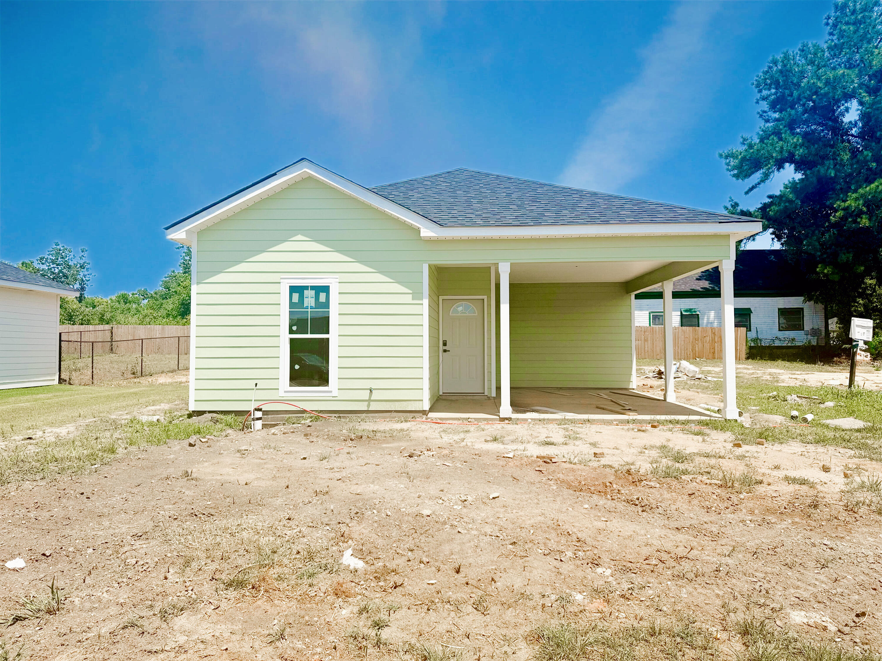 1753 Old Savannah Rd