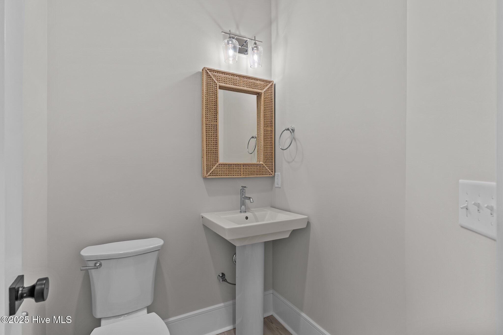 100489712 | Photo 14