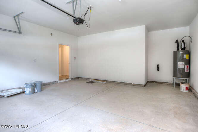 100525166 | Photo 31