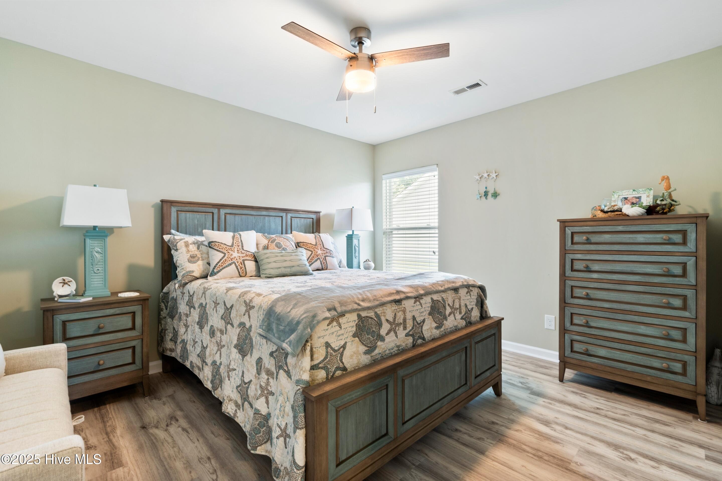 100517079 | Photo 24