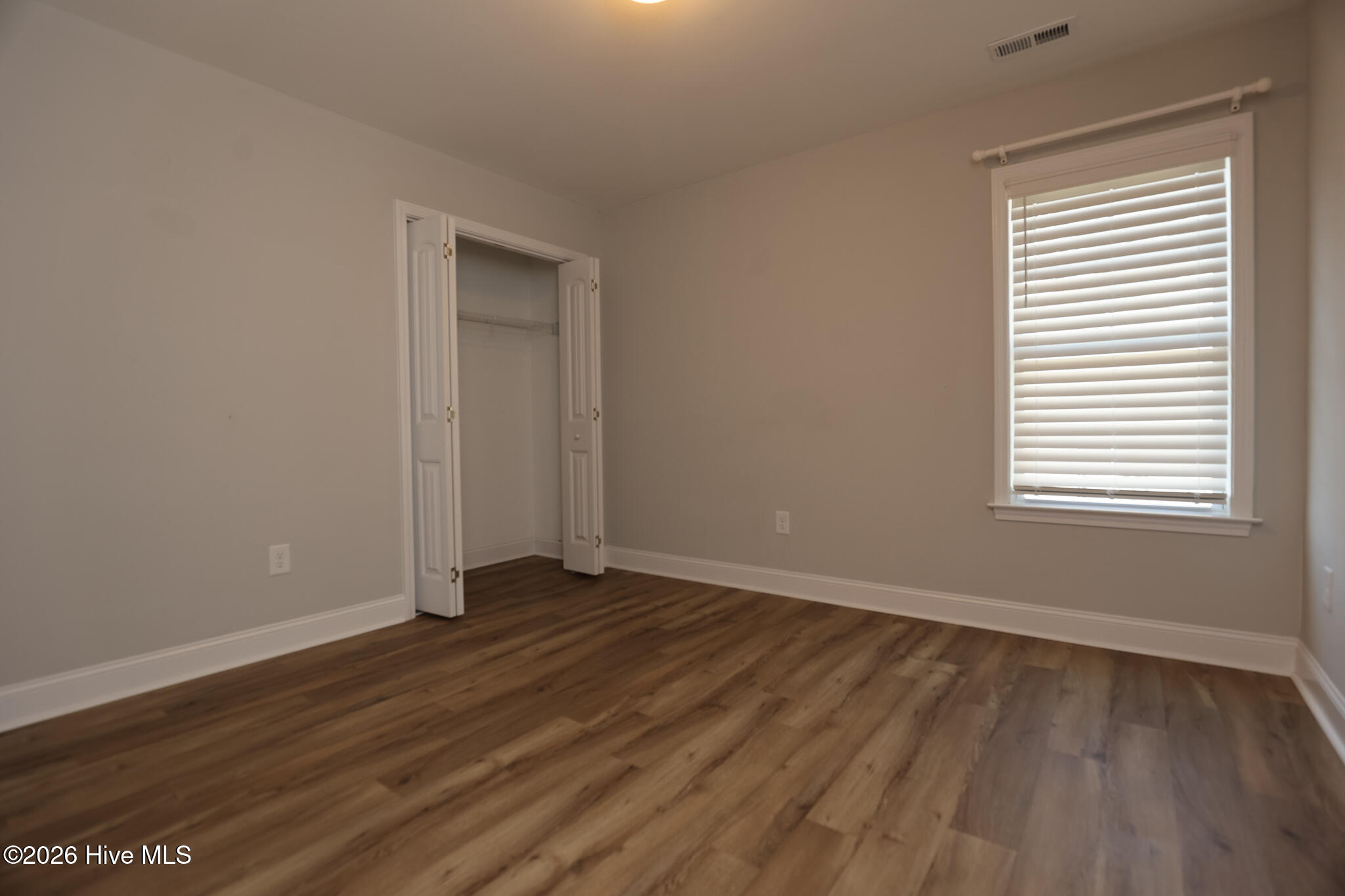 100559393 | Photo 34