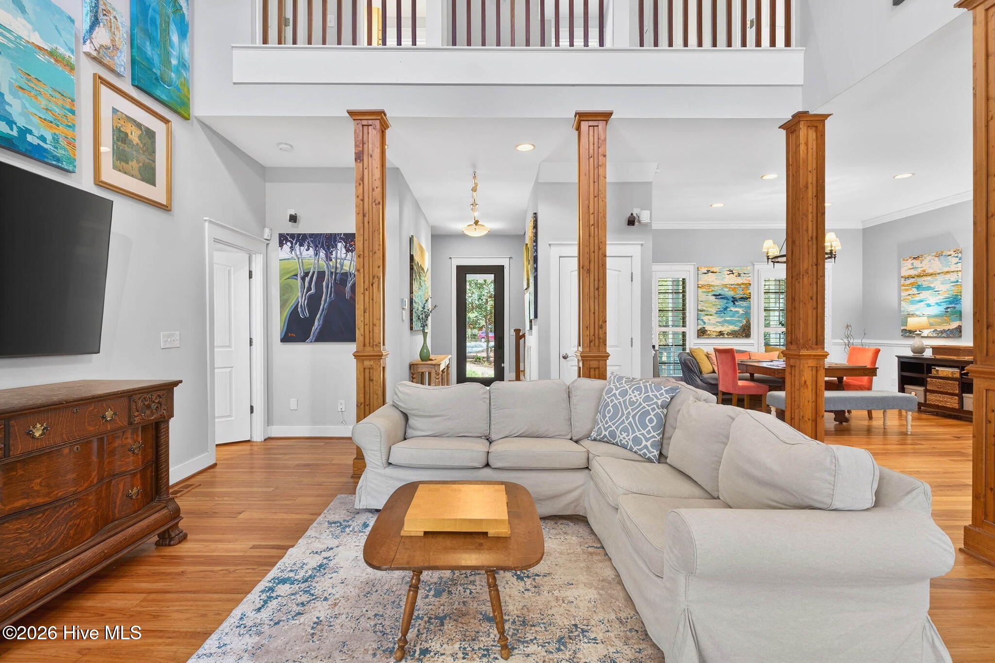 100564993 | Photo 13