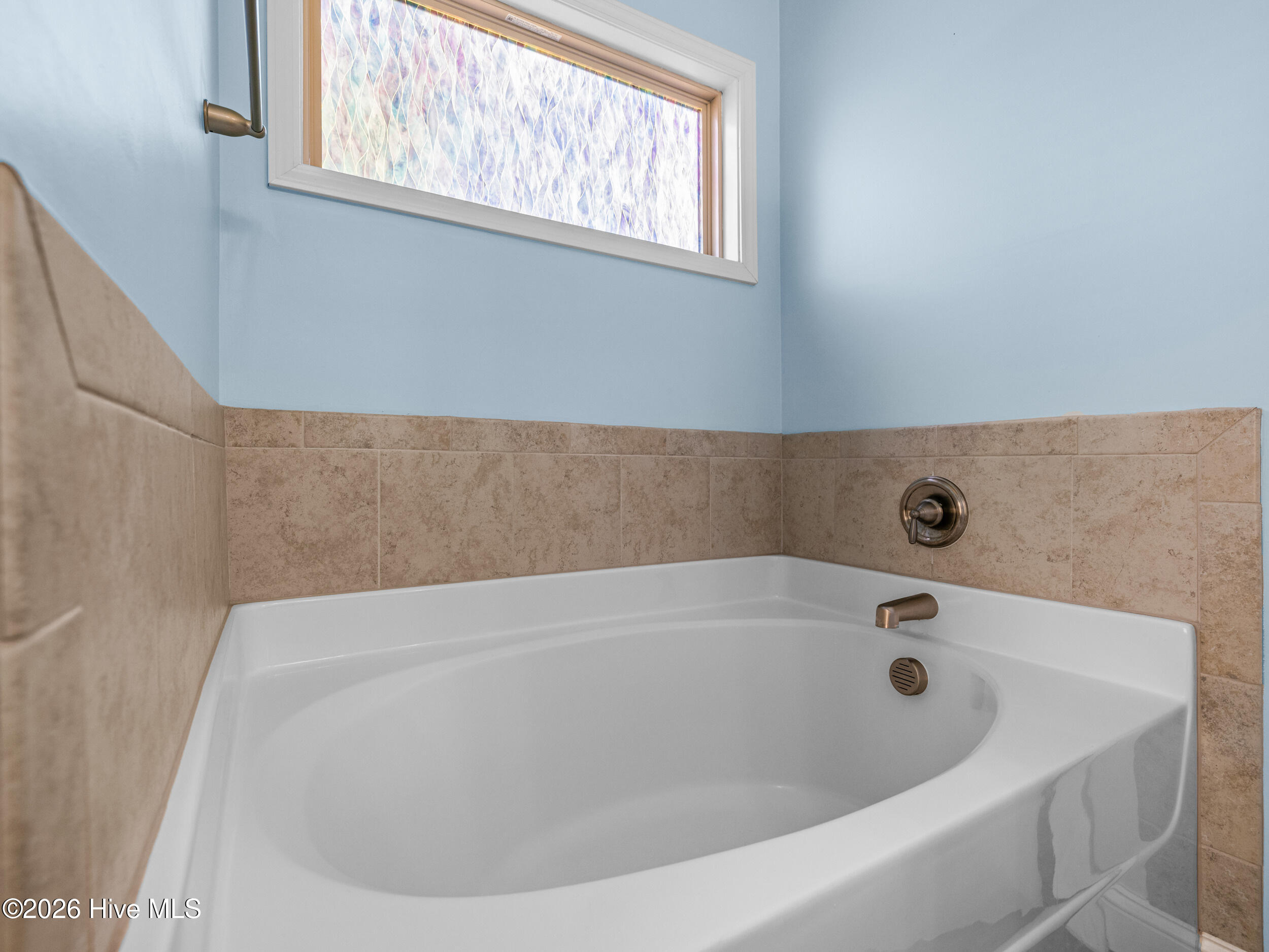 100567320 | Photo 29