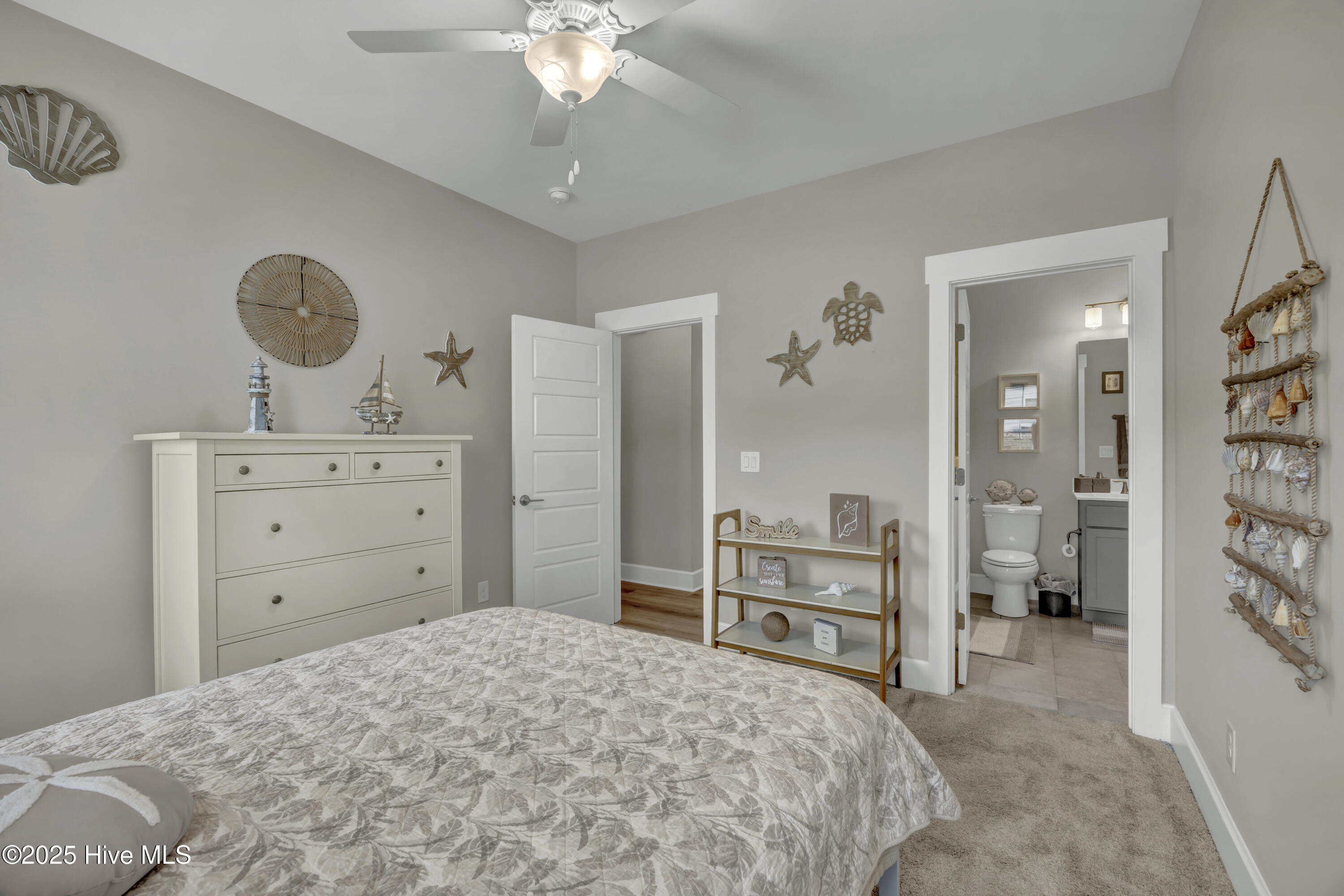 100535500 | Photo 16