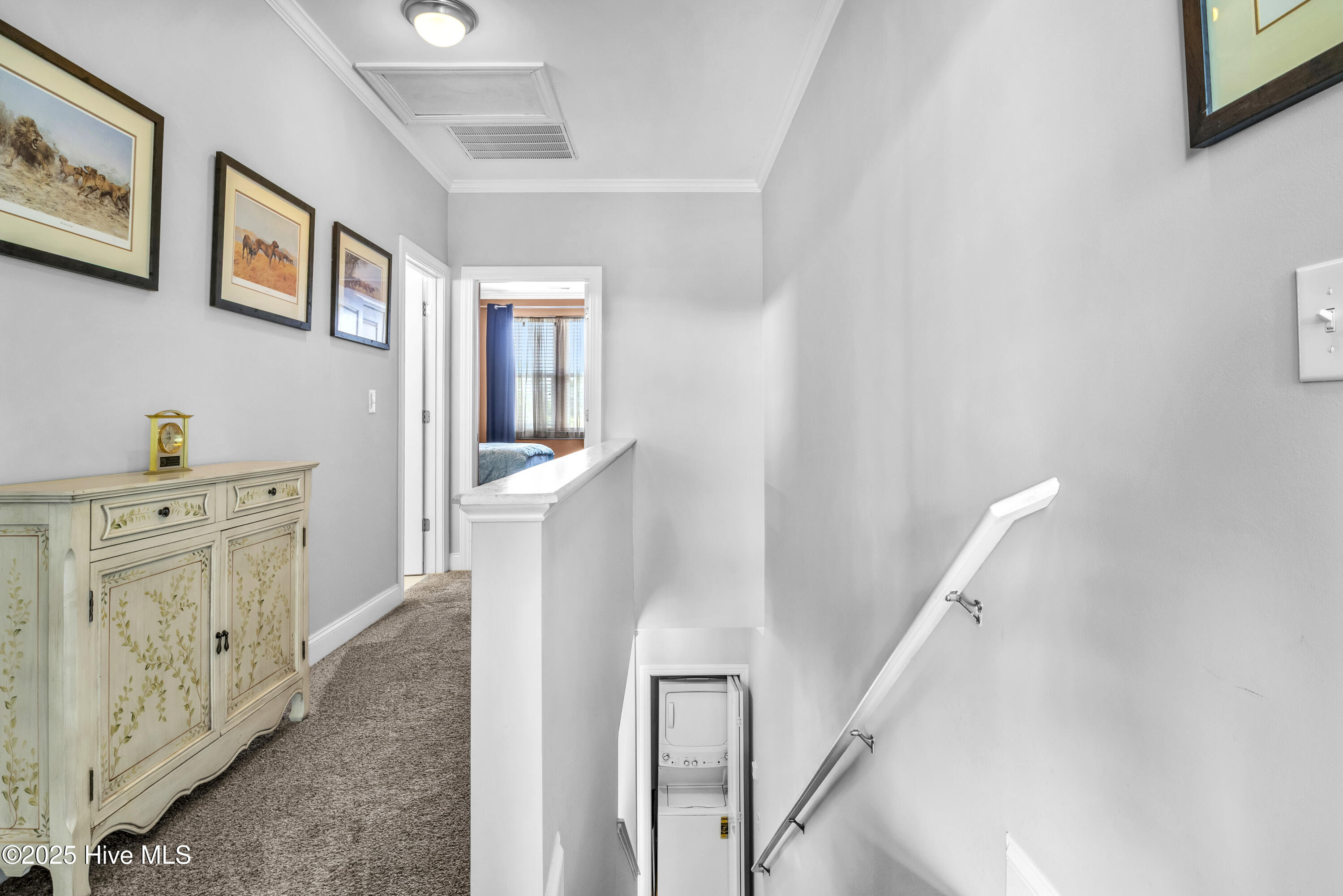 100529504 | Photo 27